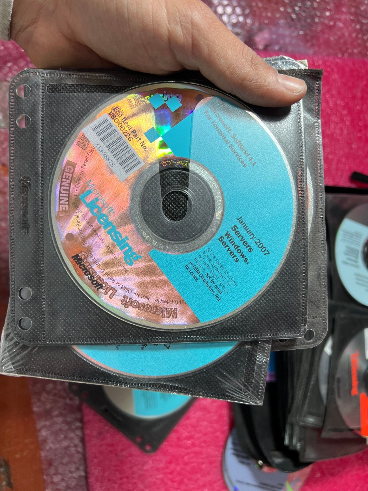 LOT Disks Server License Microsoft / APPLICATIONS 2004 2007 MIX AS-IS