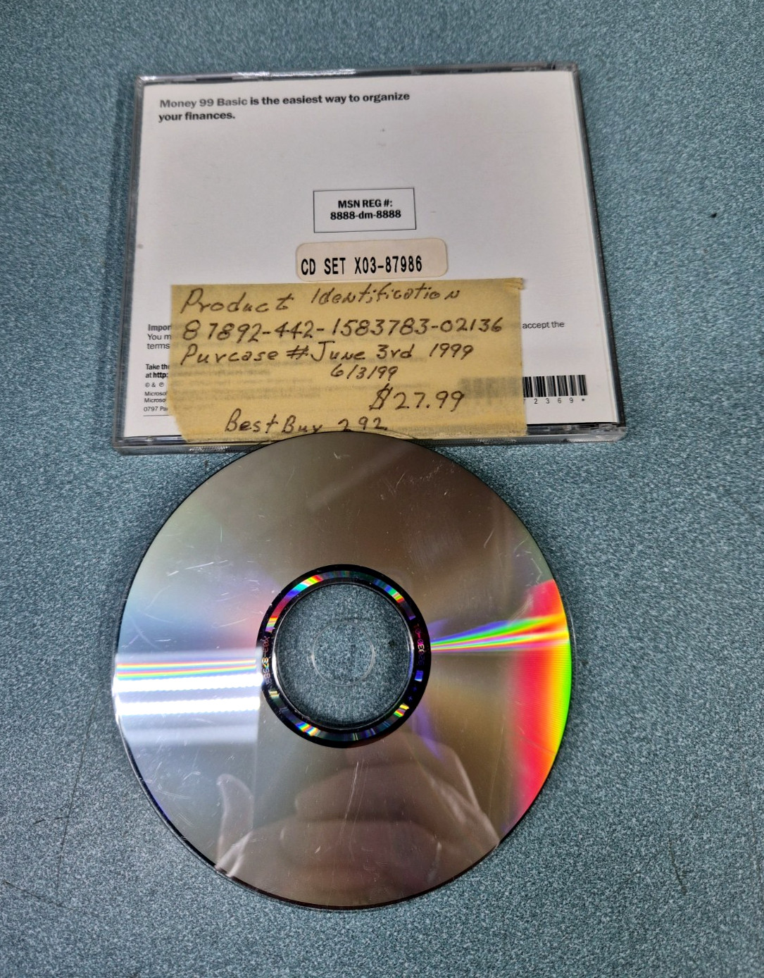 Sealed Windows 95 OEM CD Office 2000 Works Exploring Windows 95 Money Lot