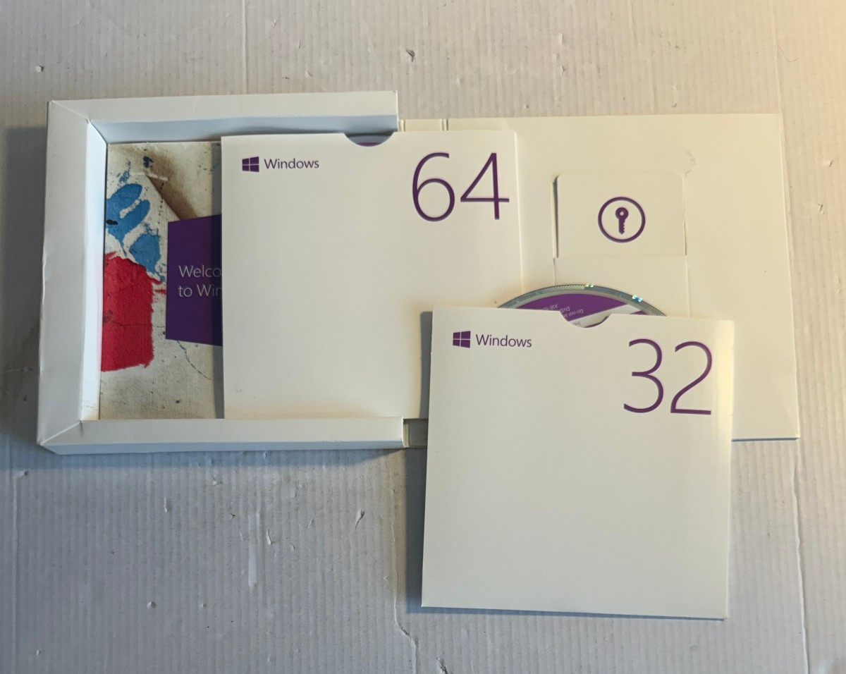 Microsoft Windows 8.1 Full Version Update Product Key 32 & 64 Bit DVDs Very Good