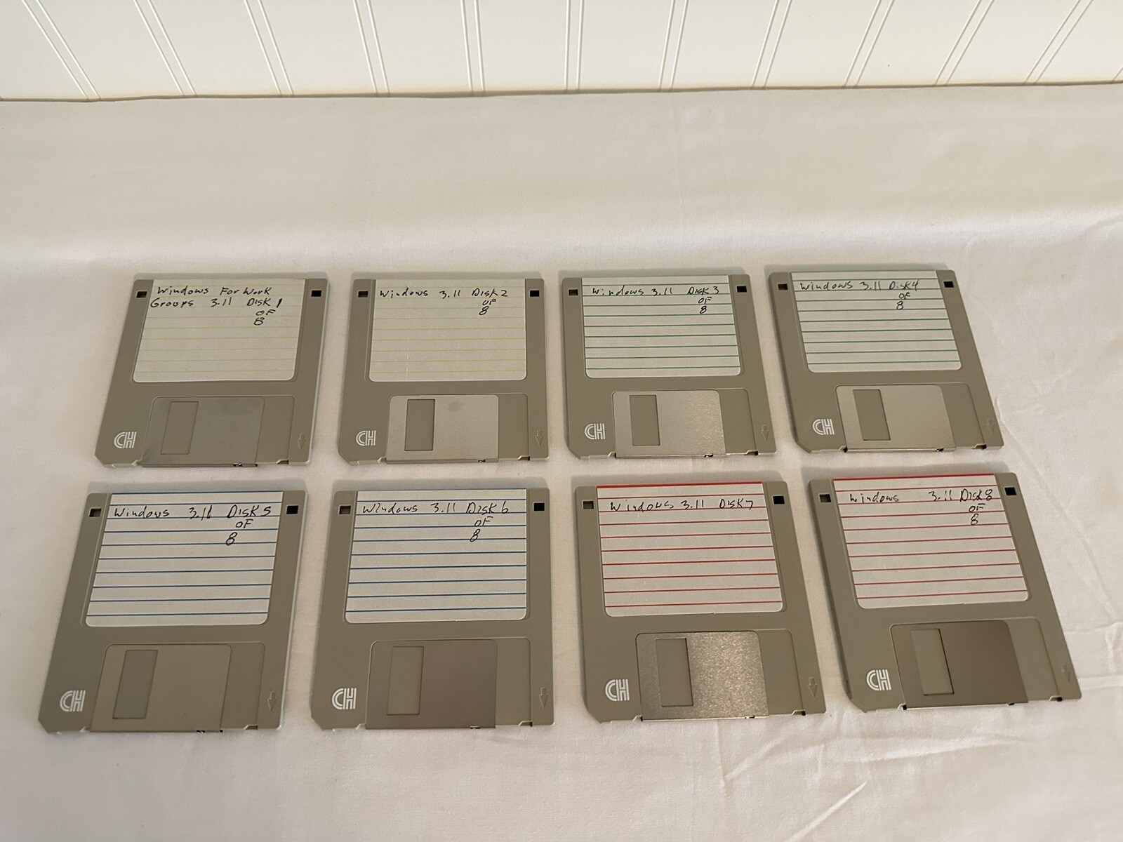 Microsoft Windows 3.11 on 3.5″ Floppy Disk install Workgroups 8 Disks