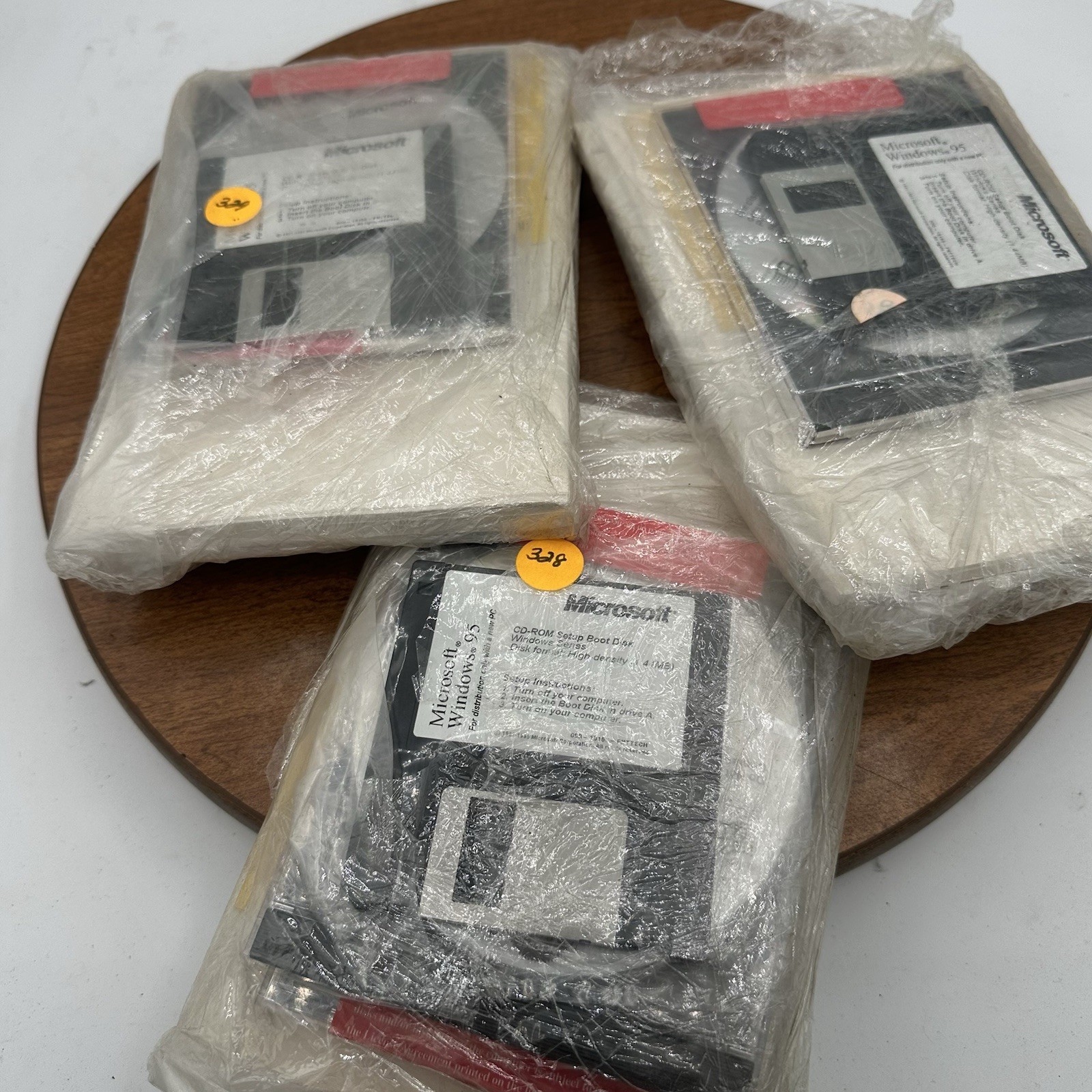 3x Windows 95 Manual And Installation CDs Sealed In Shrink Wrap