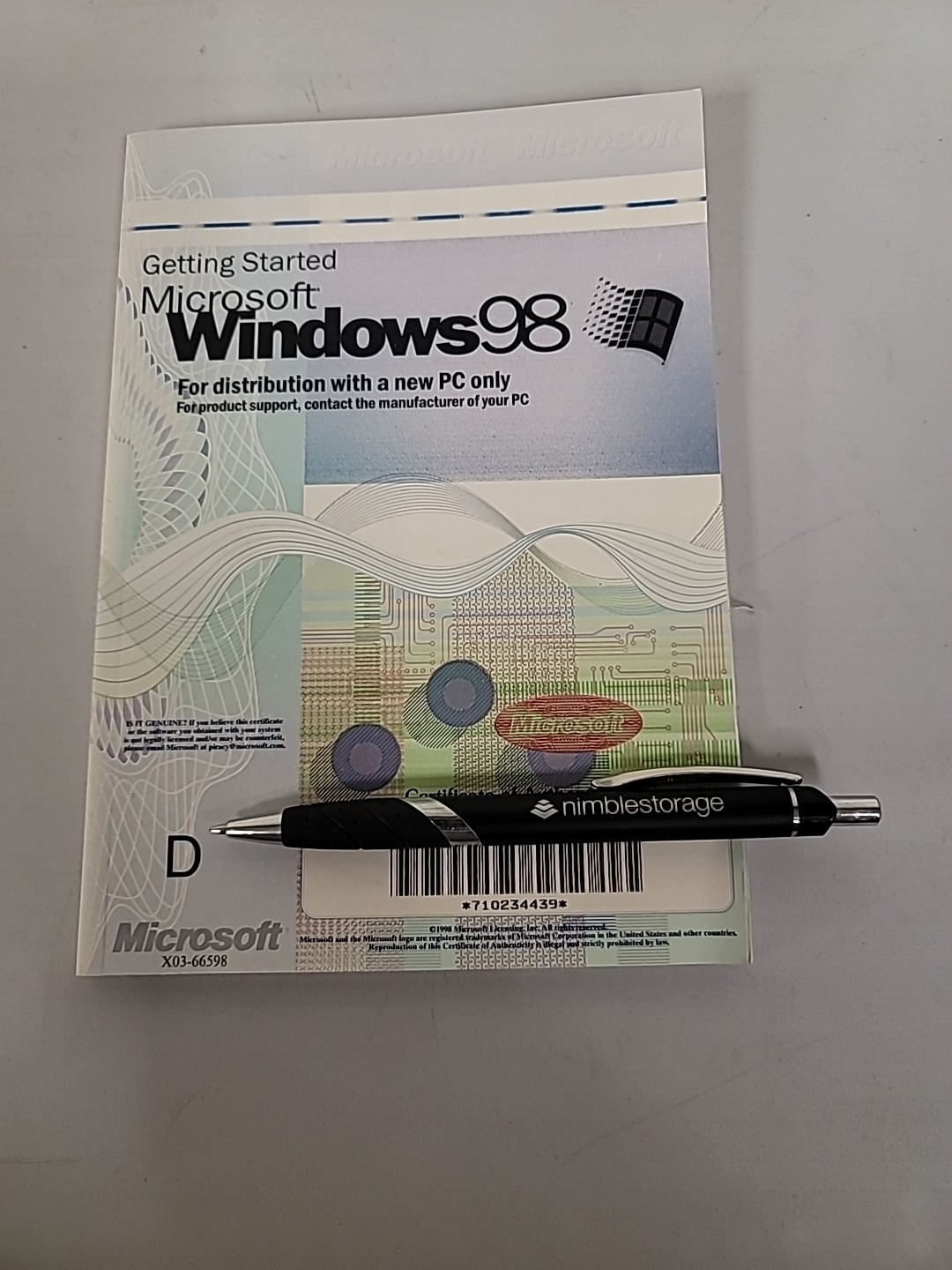 Microsoft Windows 98 Manual + Key Book