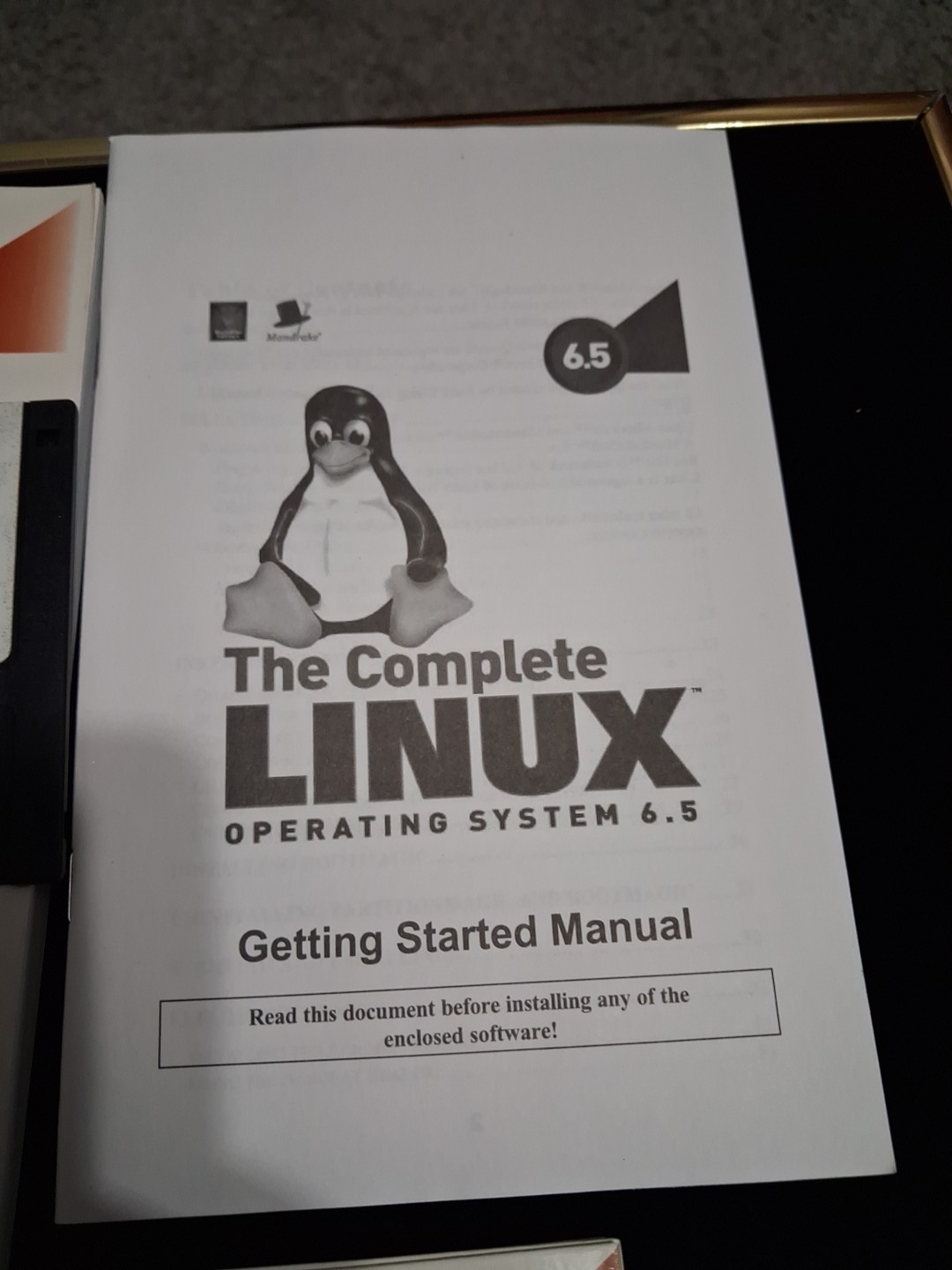 RED HAT LINUX MANDRAKE 6.5 DELUXE OPERATING SYSTEM – Used VGC! Plus Extra