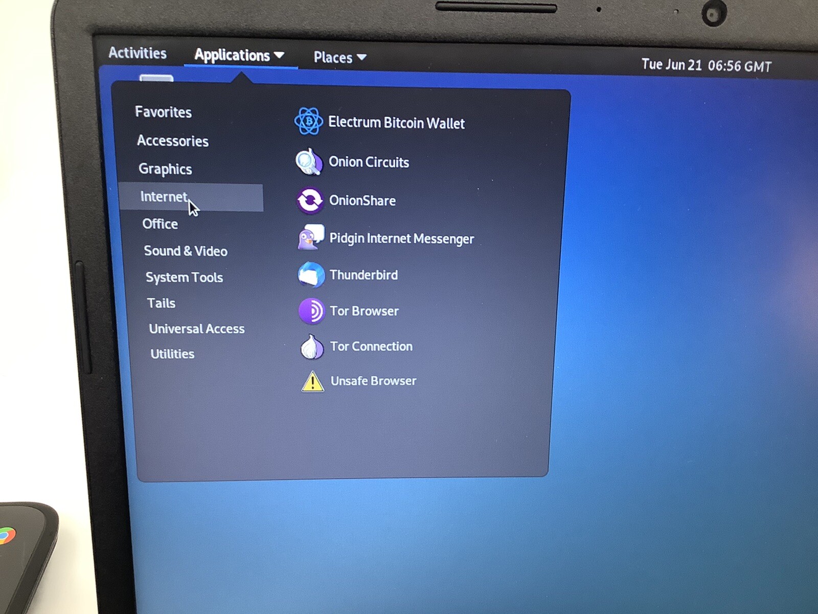 Tails 5.20 Live USB 3 Operating System: Tor Network, Anonymous Browsing, Privacy