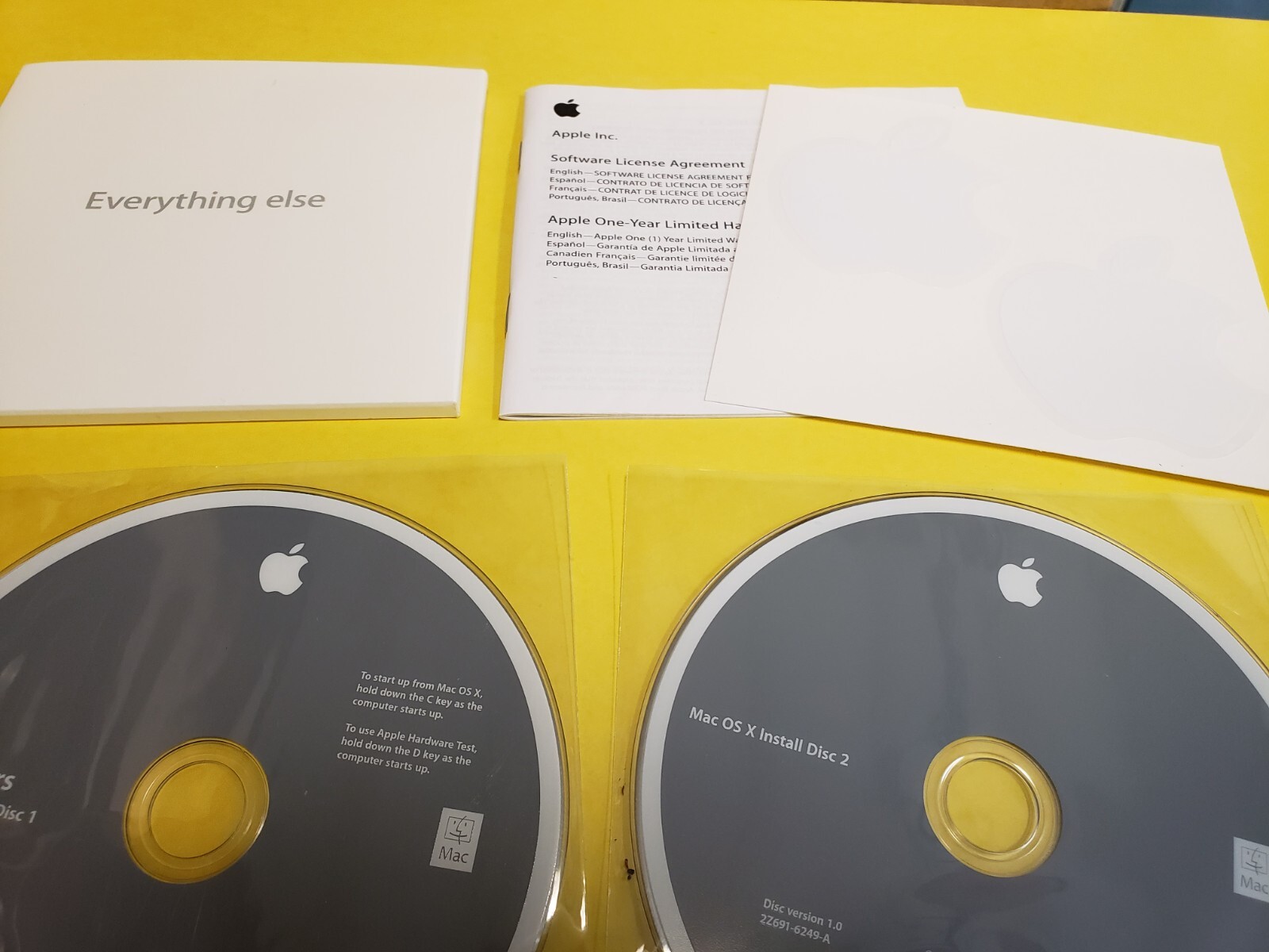 Mac Computers OS X Install Disc 1 & 2 Version 10.5.4 2008 Model 3A152 w/Stickers