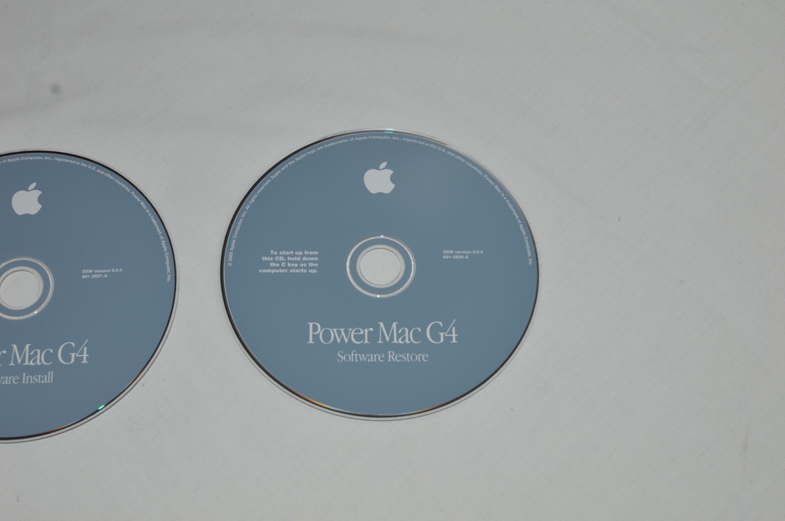 EUC Mac OS 9.0.4 Install Disc Power Mac G4 2 Discs Complete Set
