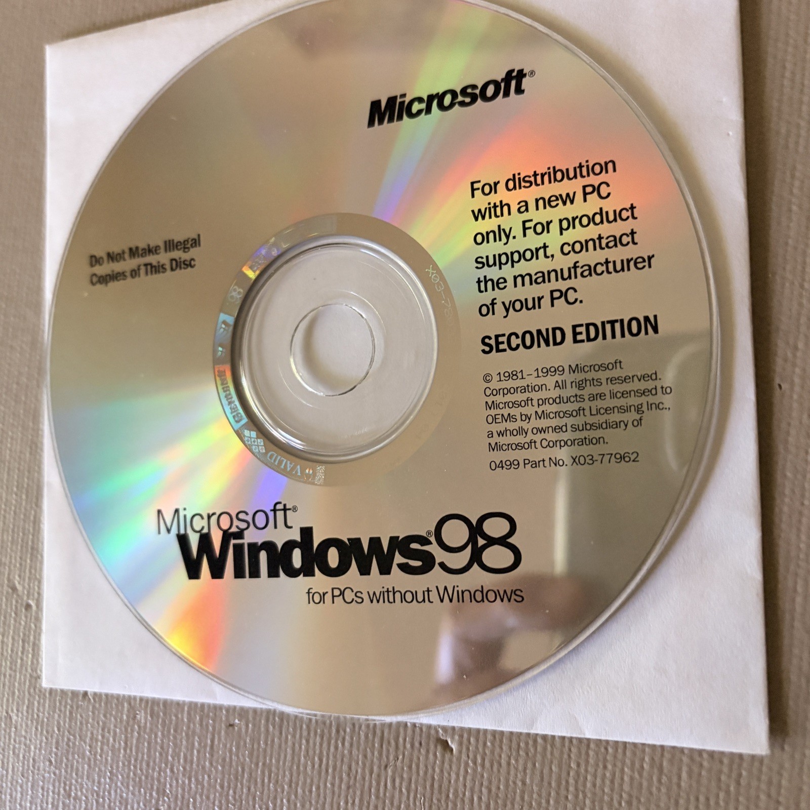 Microsoft Windows 98 Second Edition Full Operating System CD w/ Product Key