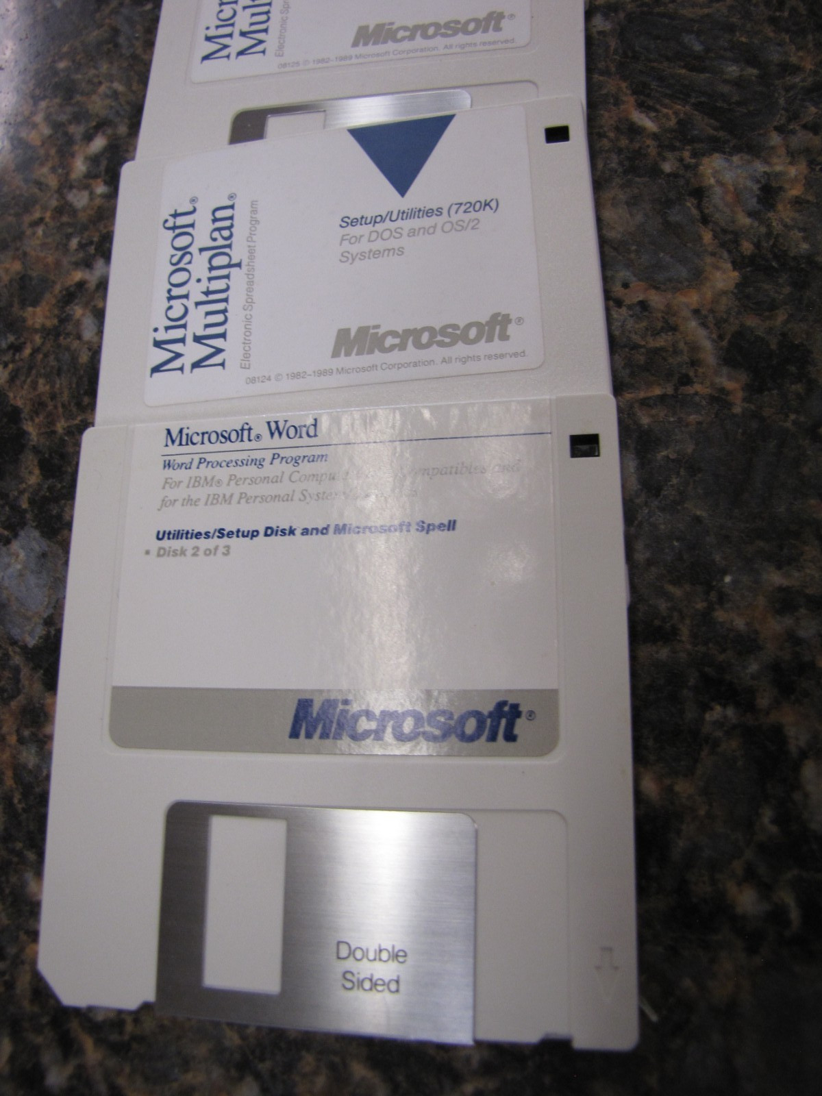 Lot of Vintage Microsoft MS-DOS OS/2 & Model OS-103-MS 3.5″ Floppy Disks