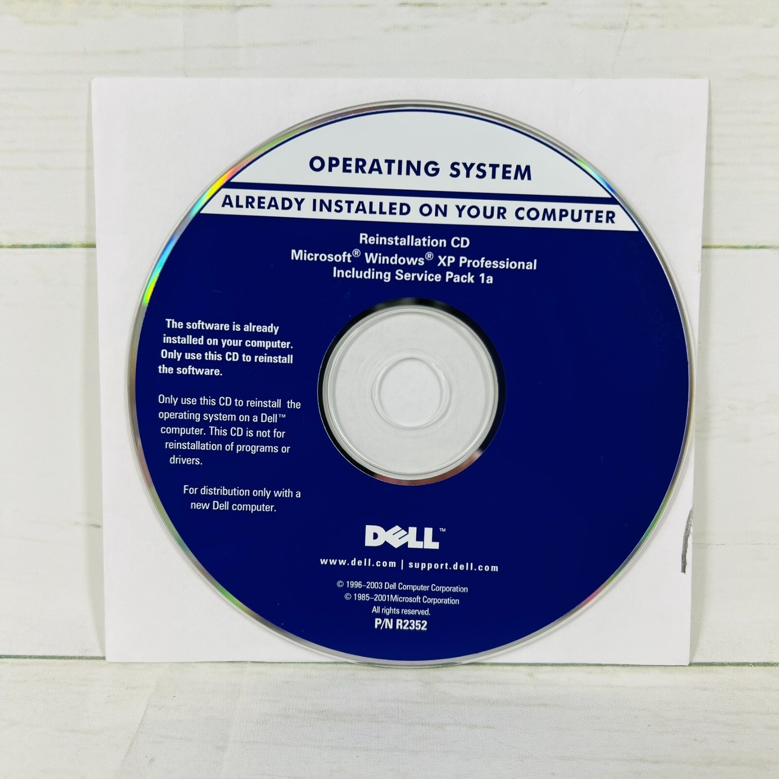 Dell Reinstallation CD Microsoft Windows XP Professional Service Pack 1A R2352