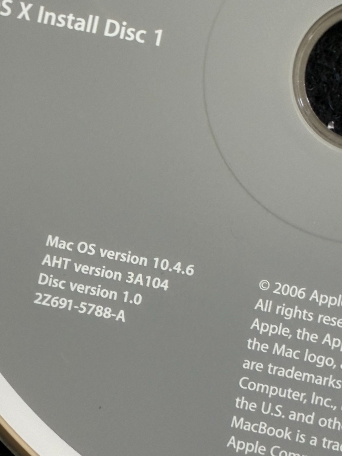 MacBook Pro OS X Install Disc 1 & 2