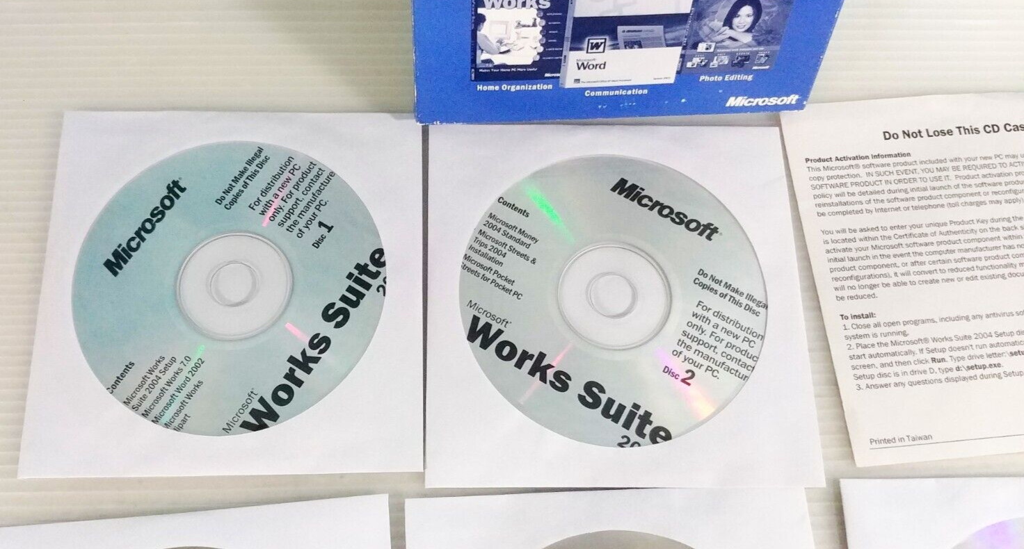 Microsoft Windows Works Suite 2004 Retail 5 CDROM w/Product Key