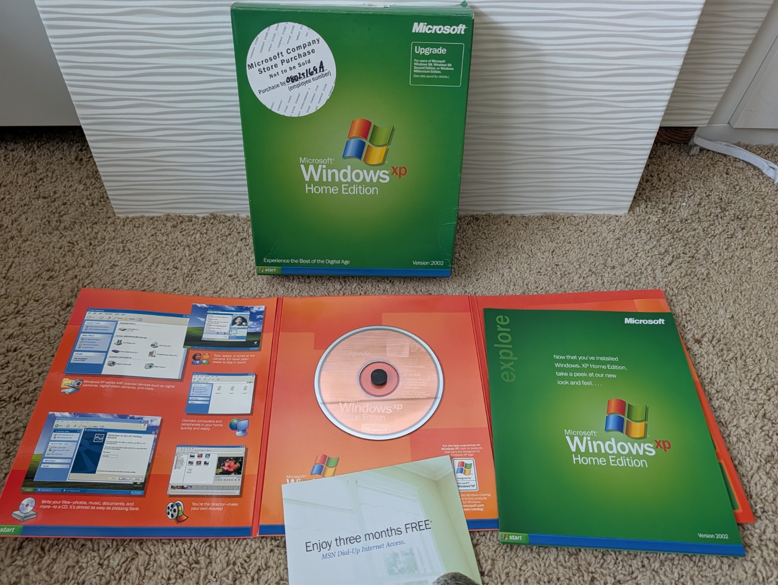 Microsoft Windows XP Home Edition Upgrade Retail Package W/ Product Key English