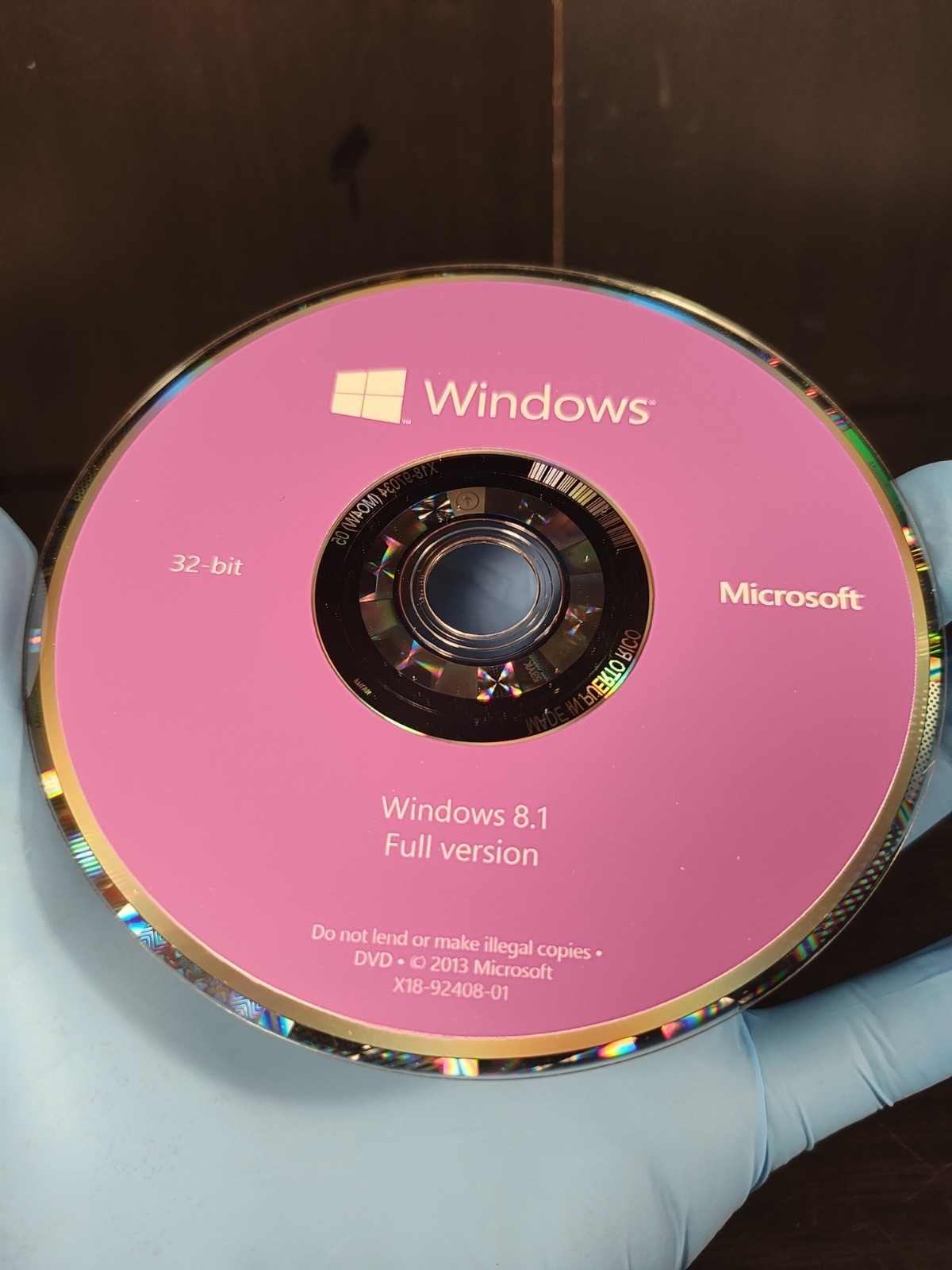 Microsoft Windows 8.1 Full Version 32/64-Bit English DVD. Used, Key Included.