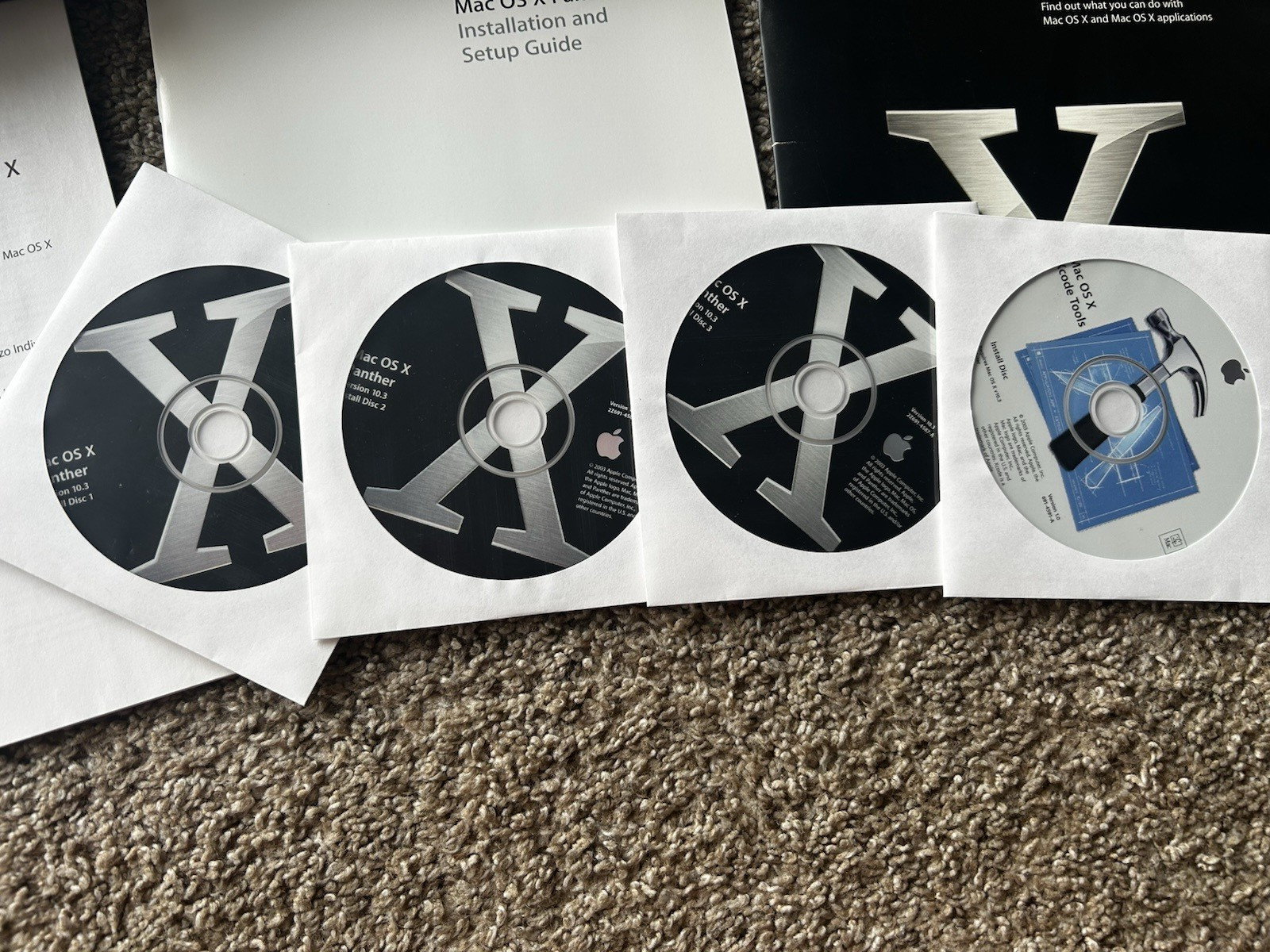 Macintosh MAC OS X 10 Panther Softwaer Discs in original box 10.3