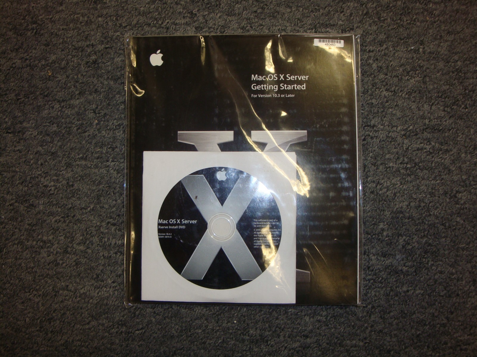 NEW Mac OS X Server v 10.4 10 Client 0Z691-5870-A