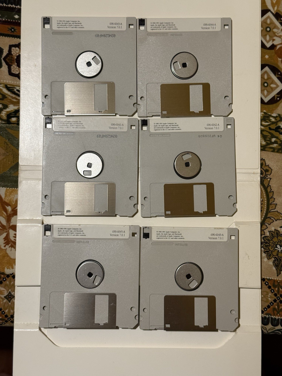 Apple Macintosh System Disks Version 7.0.1 3.5″ Floppy Operating System Set