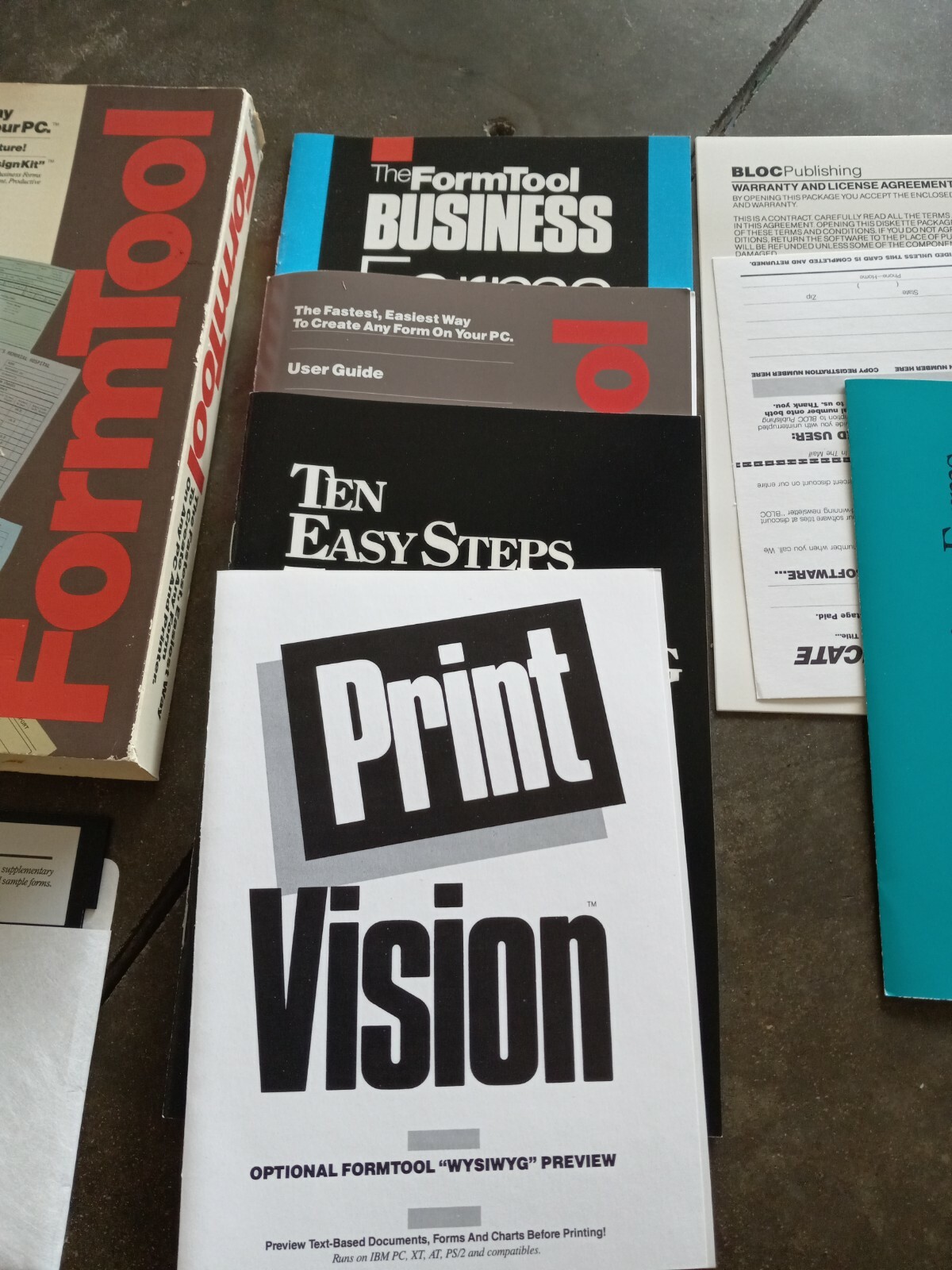 Formtool – IBM, pc, xt, at & ps/2 – 5 – 1/4 inch diskettes and books