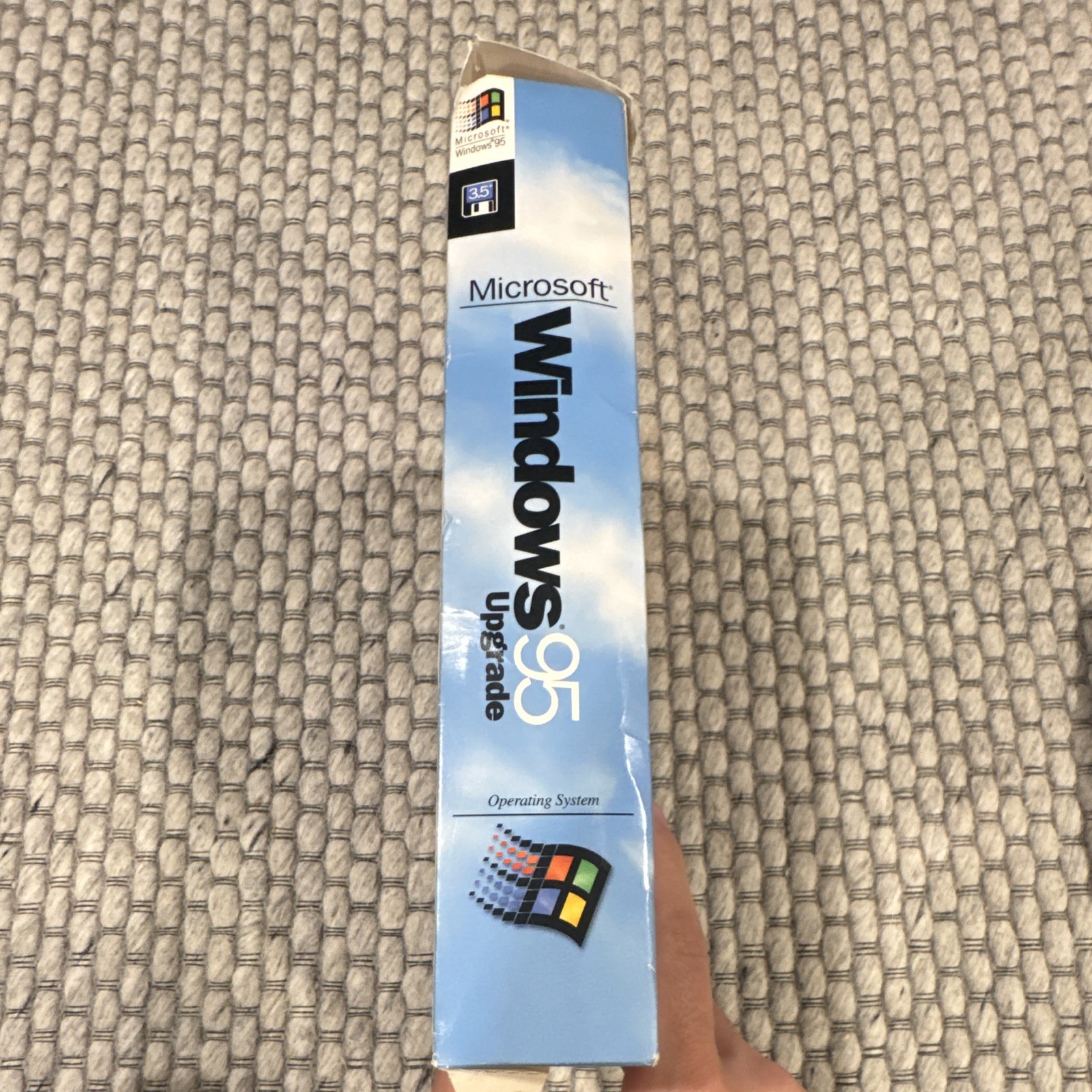 Microsoft Windows 95 Upgrade Operating System 3.5″ Floppy Disk Set English