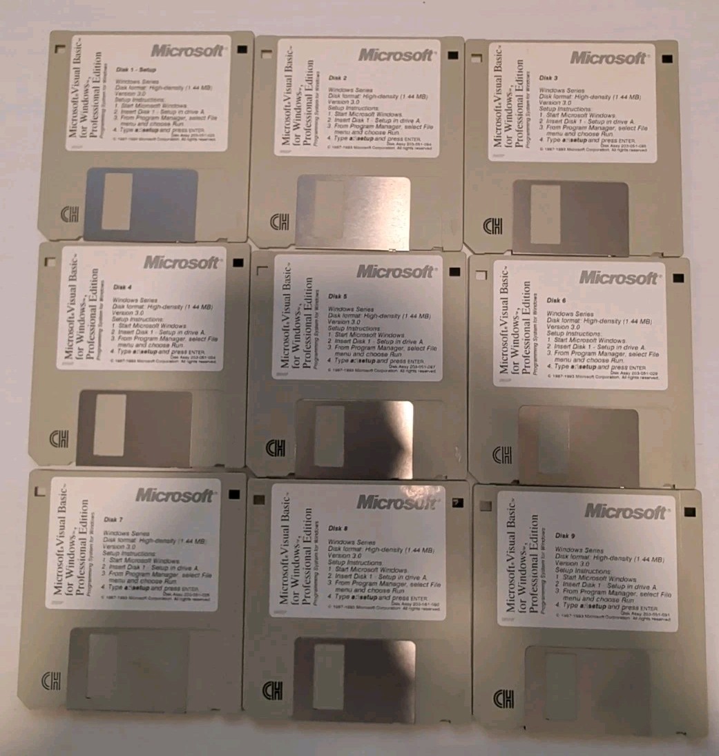 Microsoft Visual Basic 3.0 Professional Edition Complete Set of 9 3.5″ Disks VTG