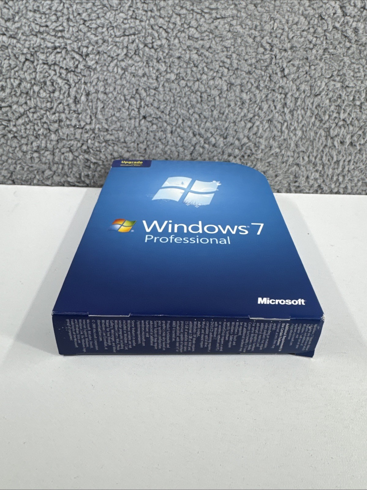 Microsoft Windows 7 Professional Upgrade 32 Bit and 64 Bit DVD MS WIN PRO=RETAIL