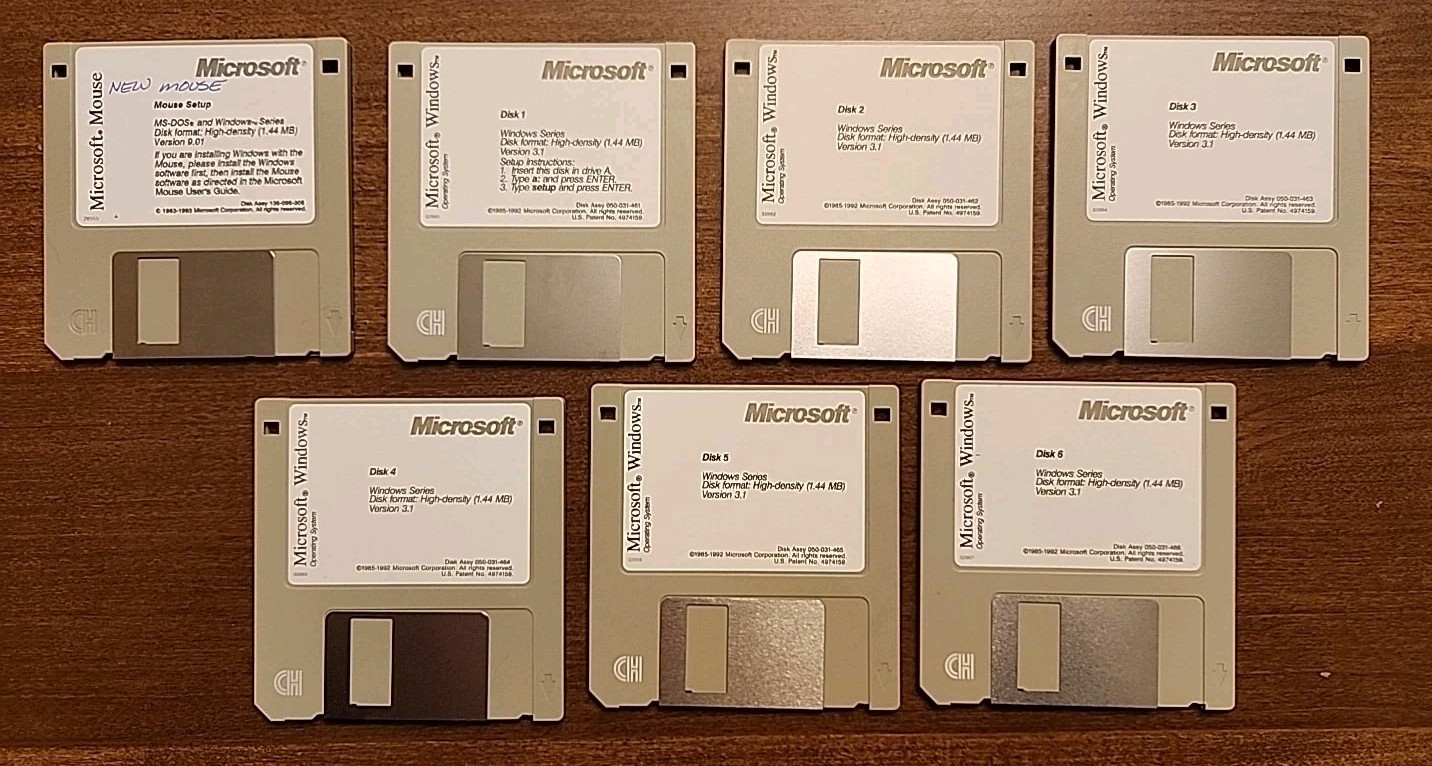 Microsoft Windows 3.1 Upgrade Edition For Windows 3.0 Vintage 80s-90s 3.5″ Disks