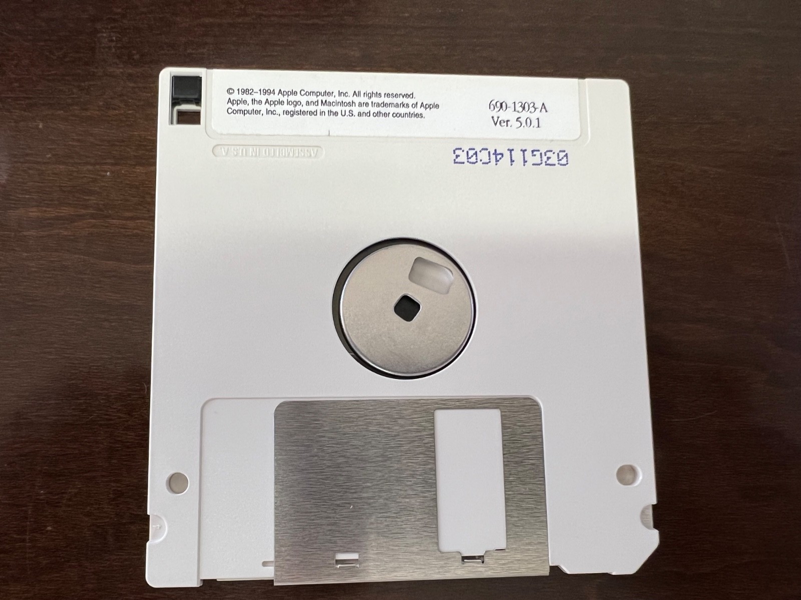 CD-ROM Setup 3.5″ Floppy Diskette / Macintosh Computer Software