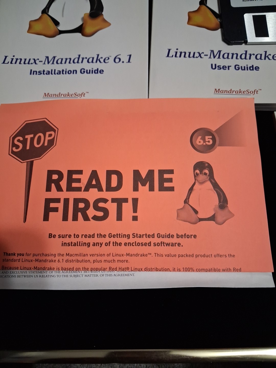 RED HAT LINUX MANDRAKE 6.5 DELUXE OPERATING SYSTEM – Used VGC! Plus Extra