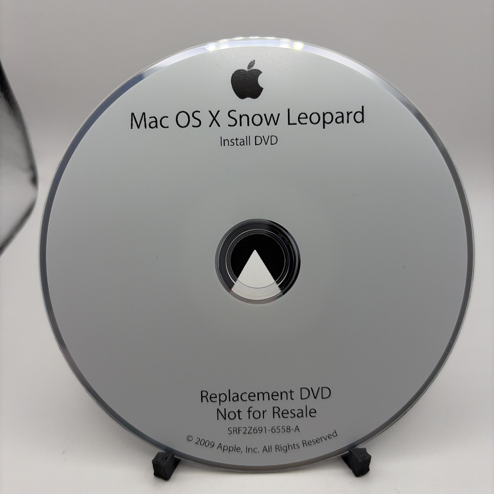 Mac OS X Snow Leopard Install DVD Replacement for MacBook Not For Resale 2009