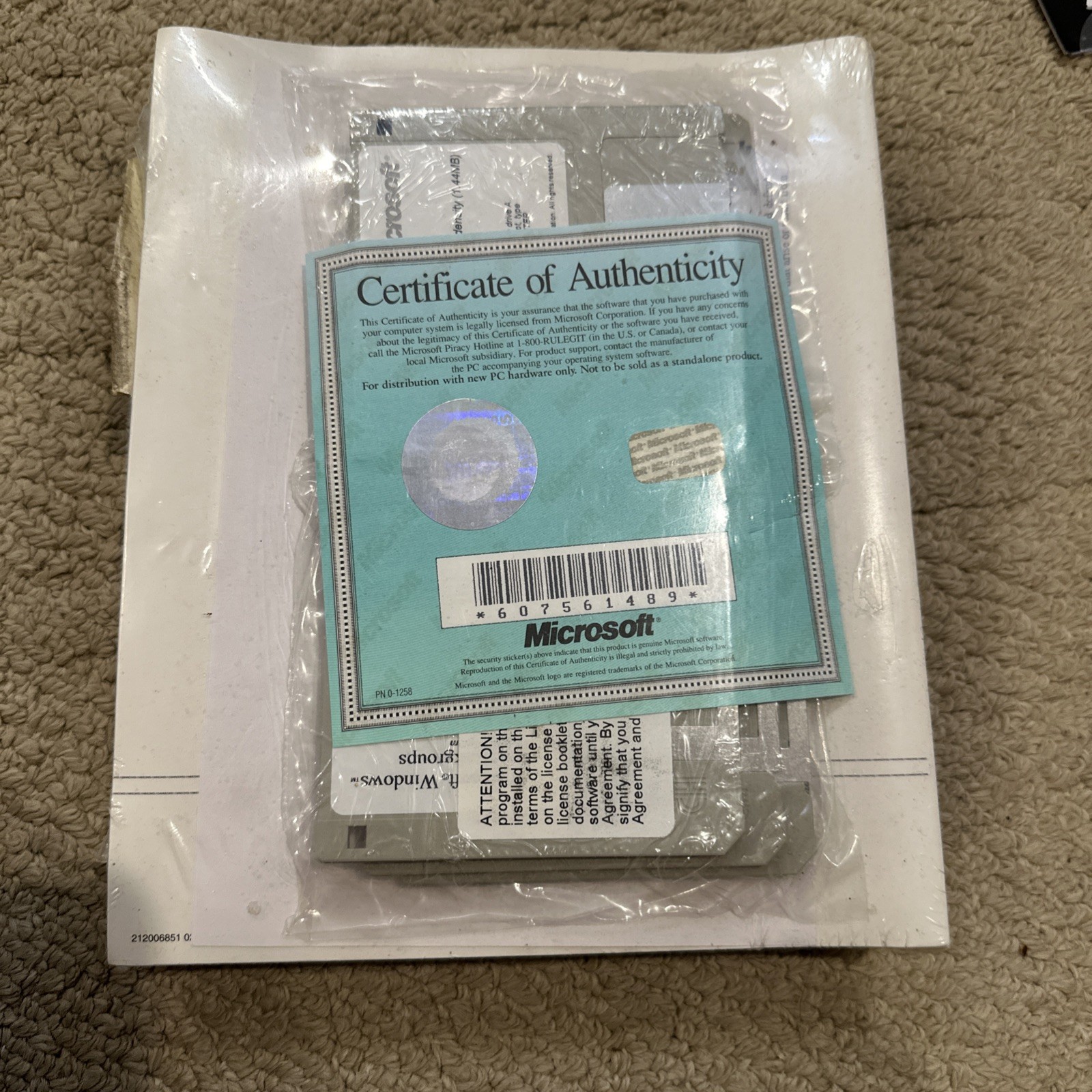 Microsoft Windows Operating System FOR WORKGROUPS with 3.5″ Floppy Disks