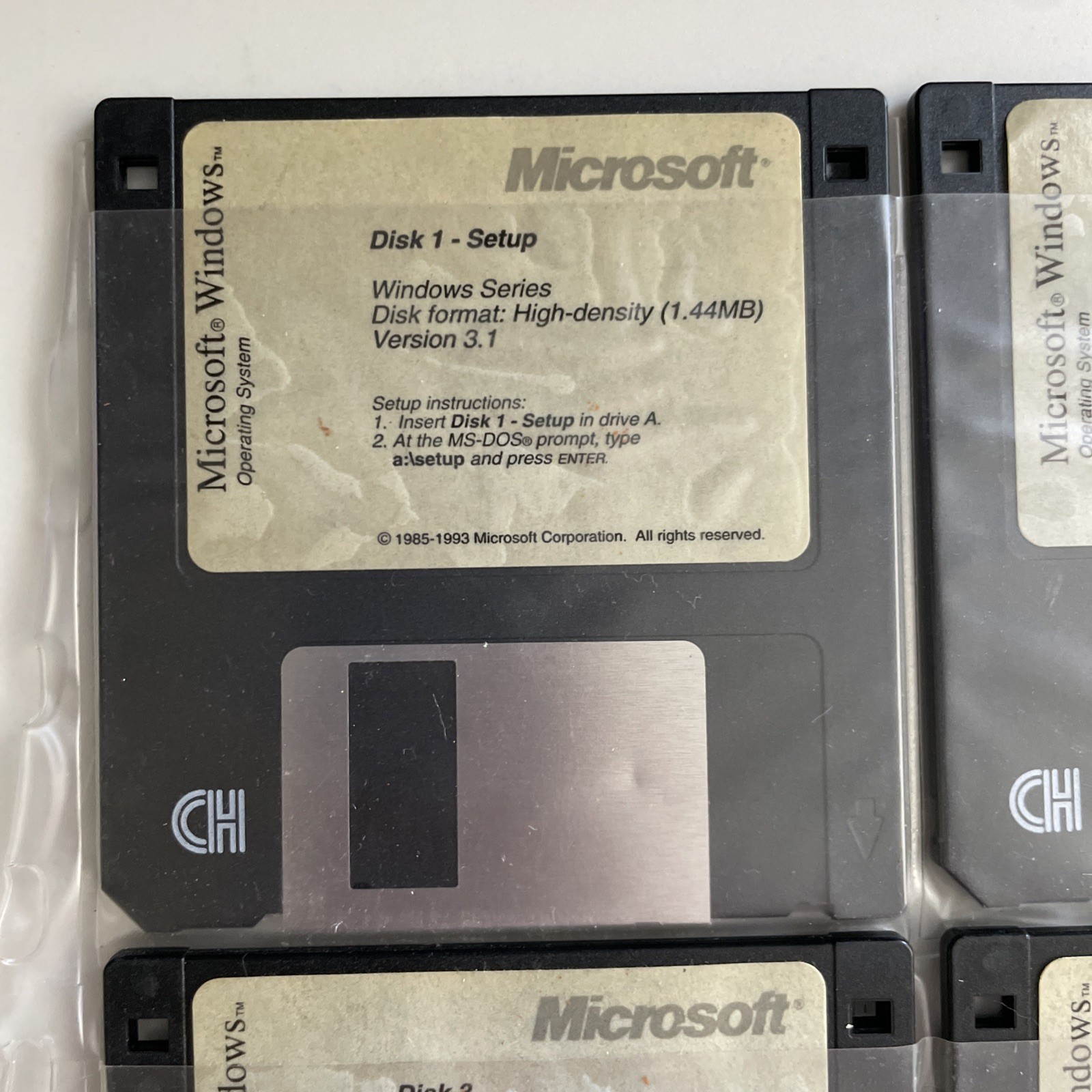 Microsoft Windows 3.1 Operating System 3.5″ Floppy Disk Set English