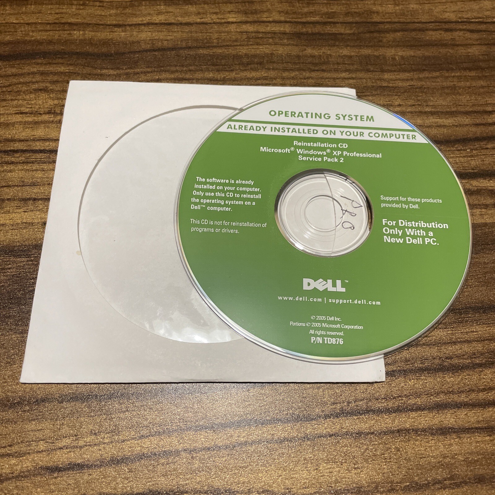 Dell Microsoft Windows XP Professional Service Pack 2 Reinstallation CD Only