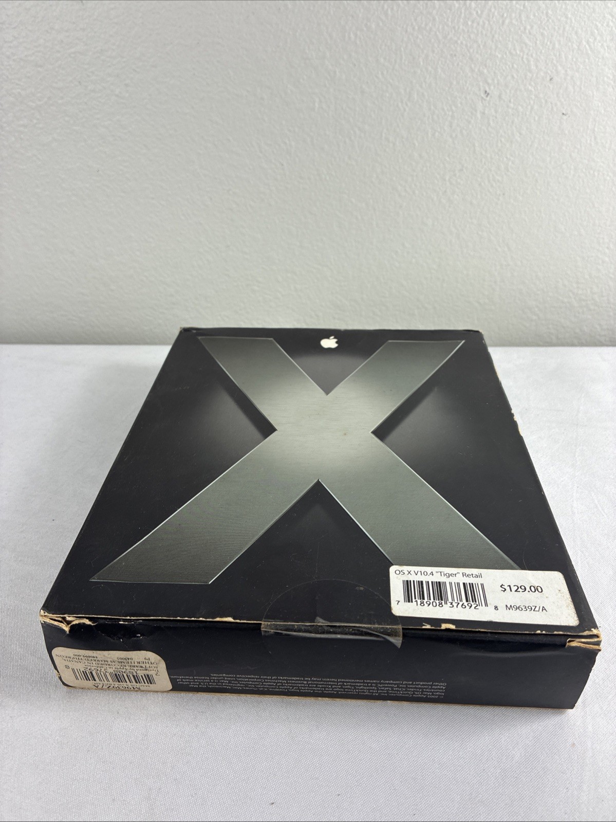 Boxed Apple Mac OS X 10.4 Tiger (M9639Z/A)