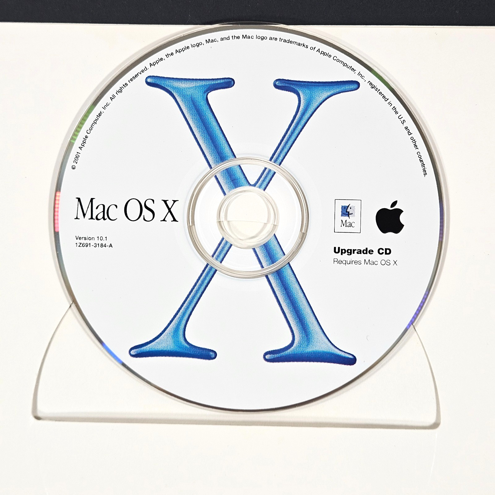Apple Mac OS X Version 10.1 Upgrade CD with Original Packaging