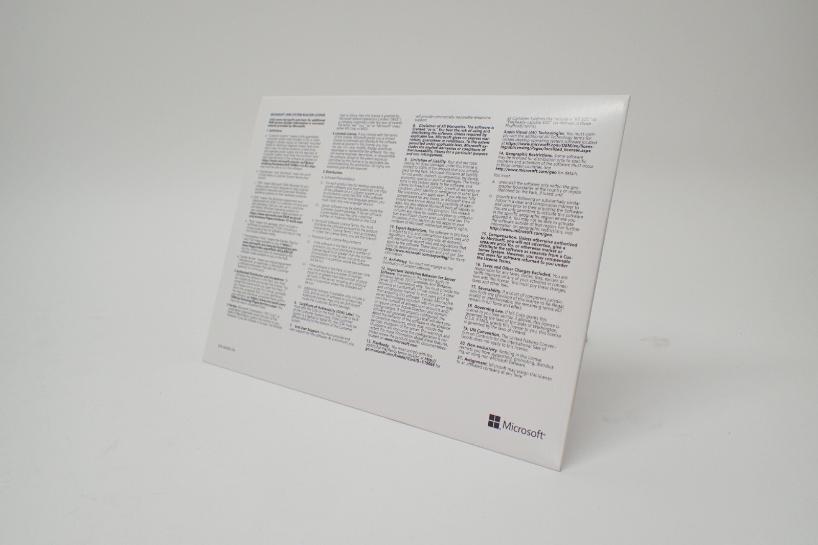 Microsoft Windows Server 2022 Standard DVD Kit 24 Core + PRODUCT LICENSE 1PK