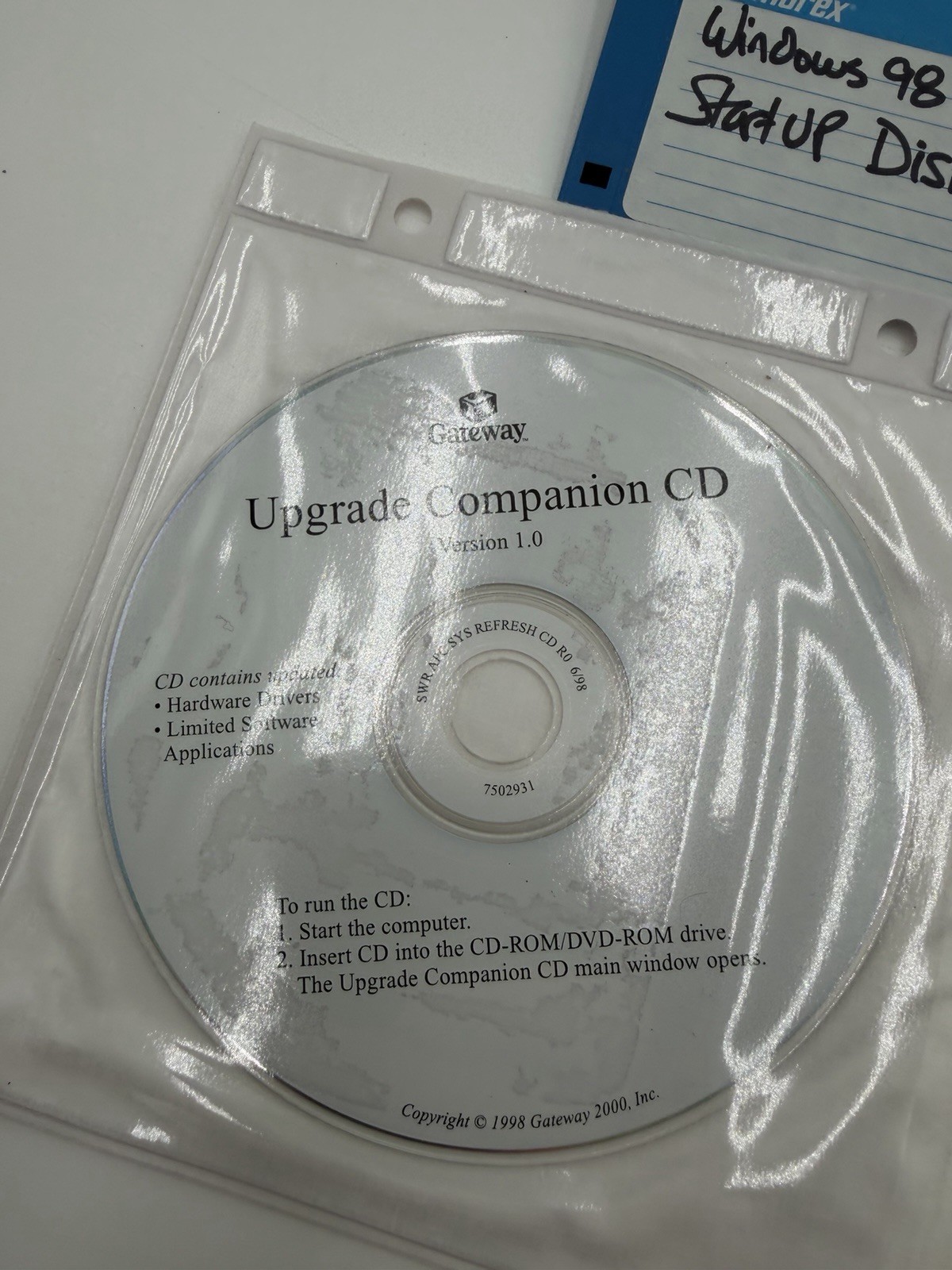 Windows 98 Key Floppy Boot & Upgrade Disk with Manual and product key