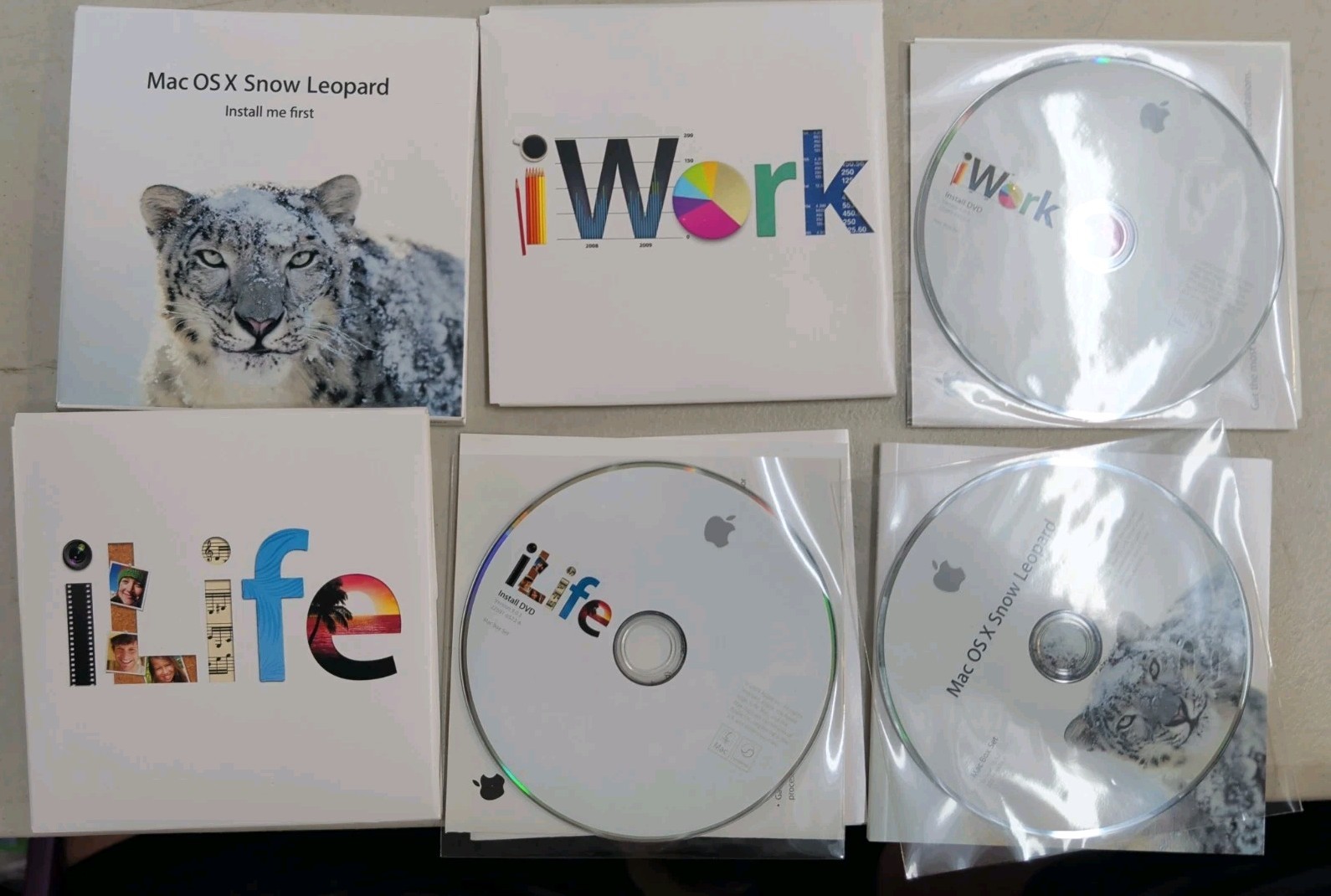 Apple Mac Box Set – Snow Leopard 10.6 iLife 09 iWork 09 MC209Z/A
