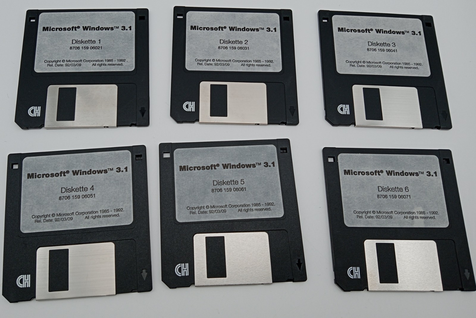 Microsoft Windows 3.1 Setup Disks (Complete 6-Disk Set, 3.5″ Floppy, 1985- 1992)