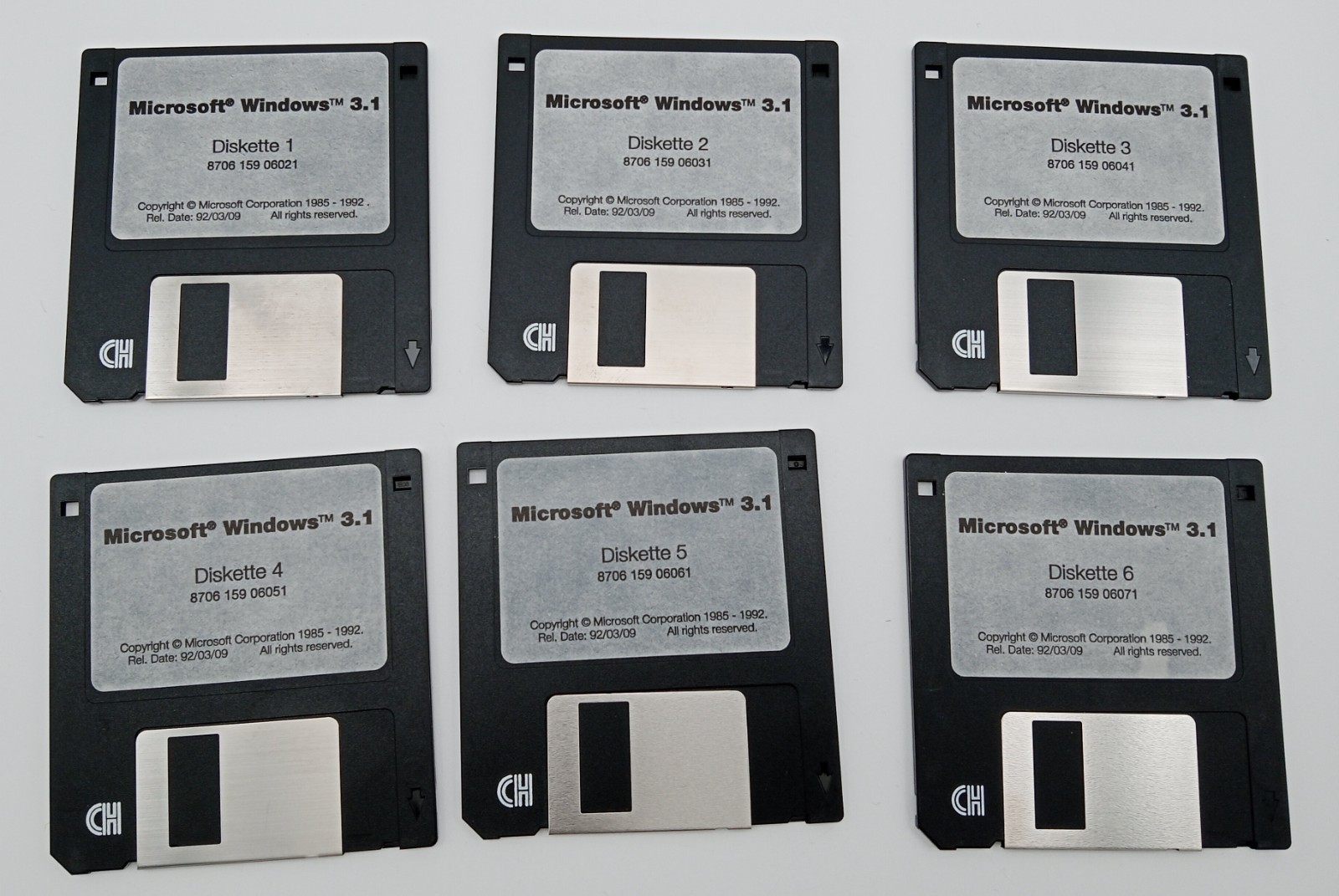 Microsoft Windows 3.1 Setup Disks (Complete 6-Disk Set, 3.5″ Floppy, 1985- 1992)