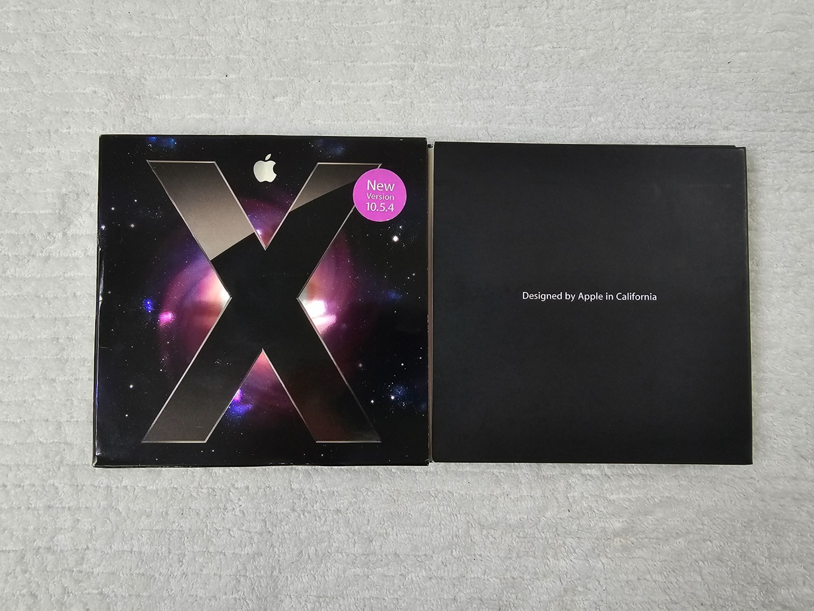 Apple Mac OS X Leopard 10.5.4 Install DVD Family Pack w Manual & Original Boxing