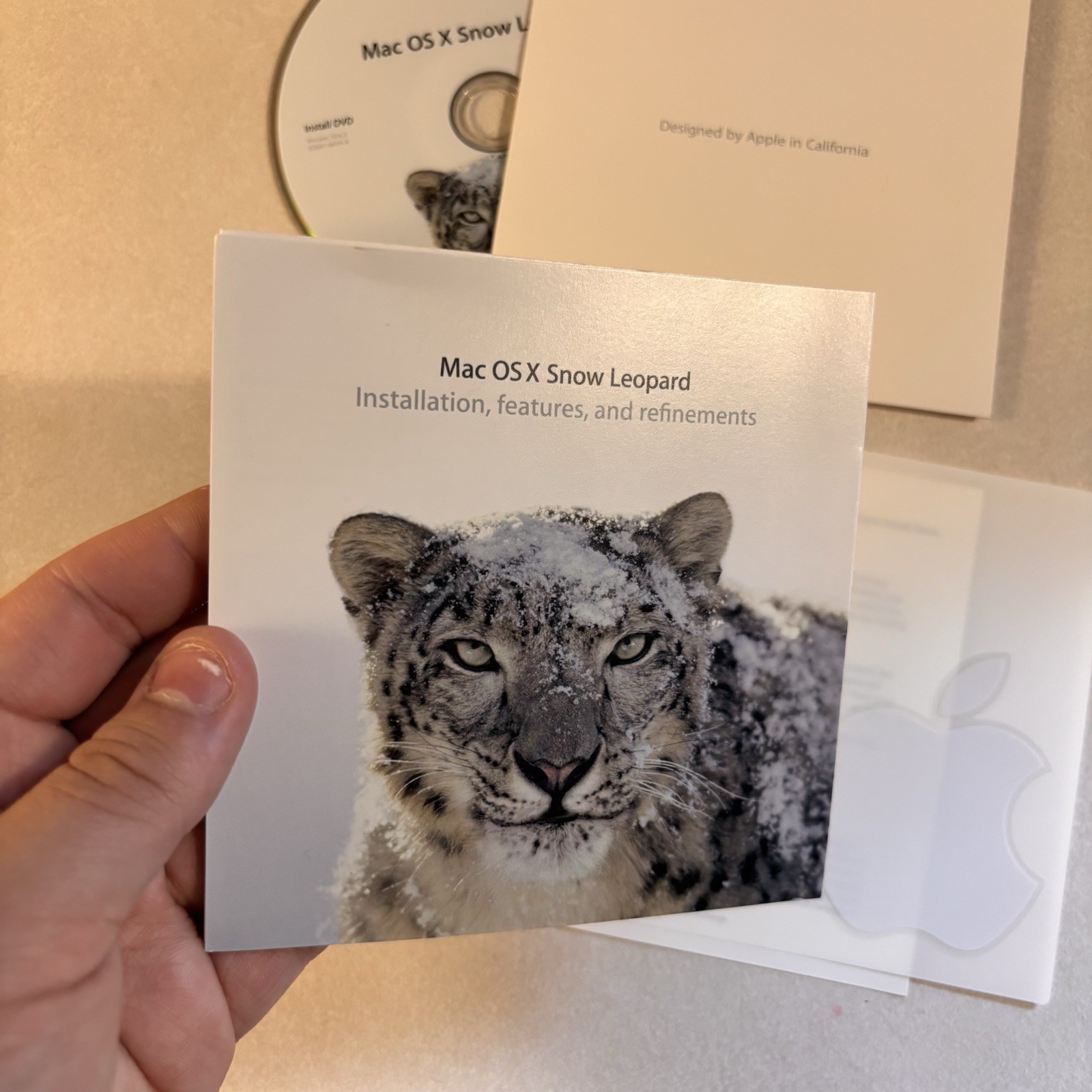 Apple Mac OS x Snow Leopard Operating System version 10.6.3