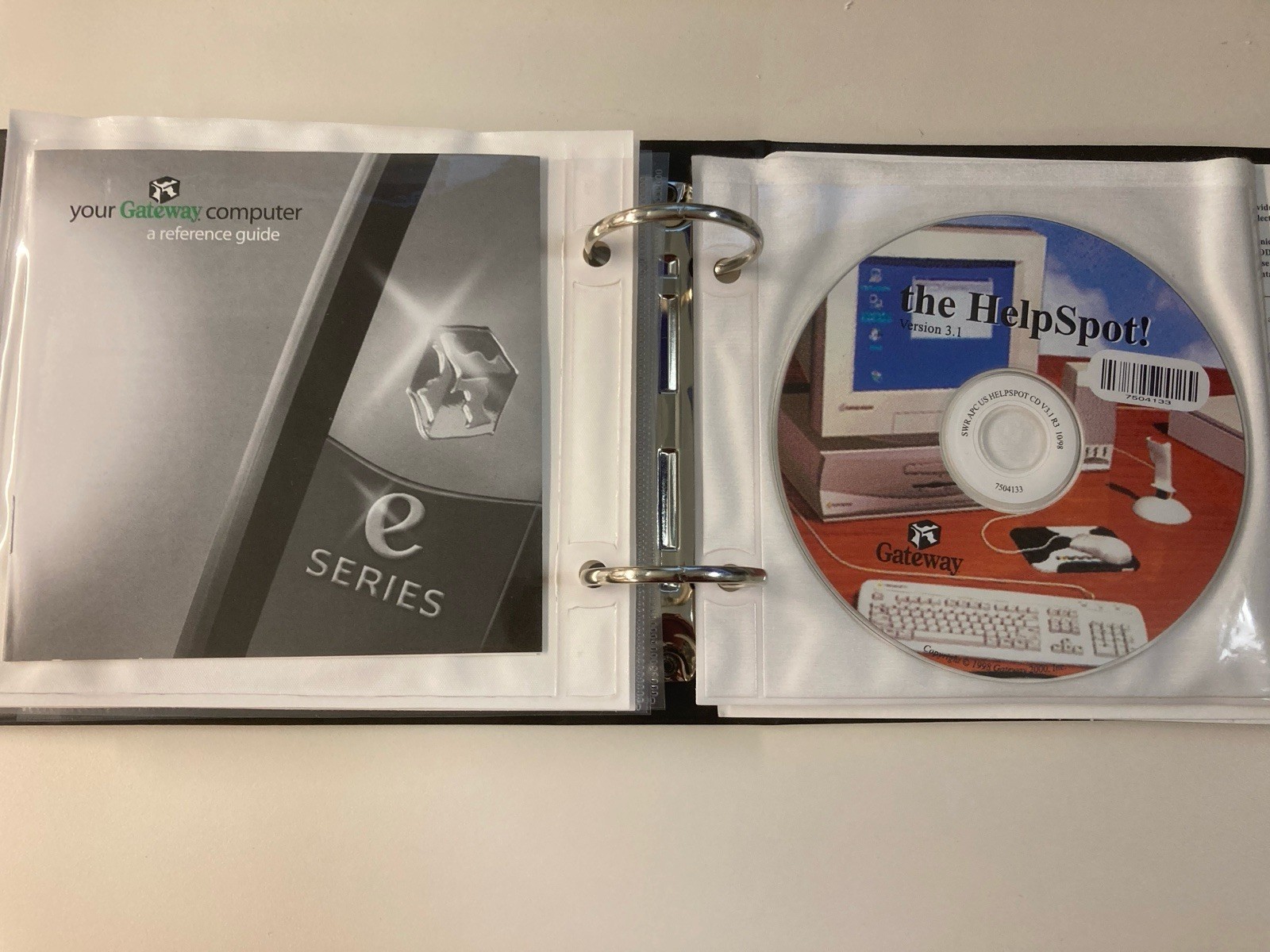 Lot: Vintage 12-disk binder of Gateway Applications, Drivers, Documentation, etc