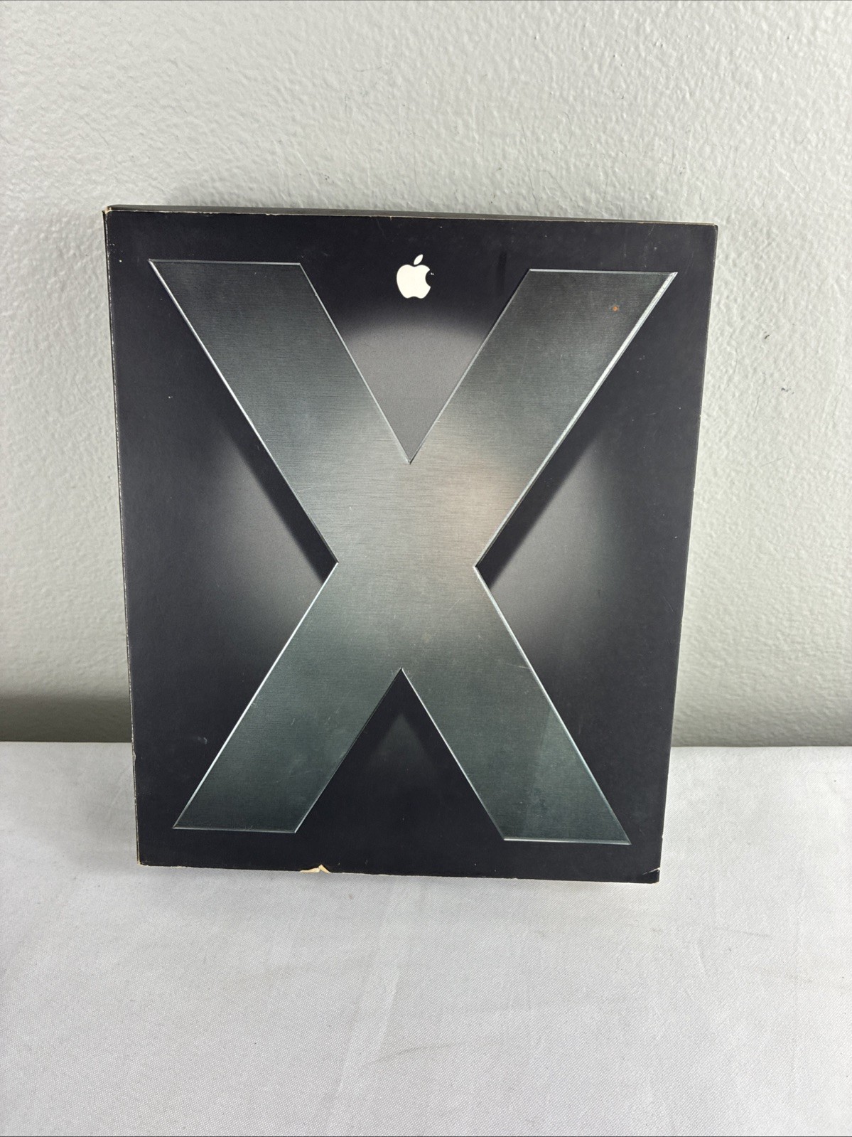 Boxed Apple Mac OS X 10.4 Tiger (M9639Z/A)