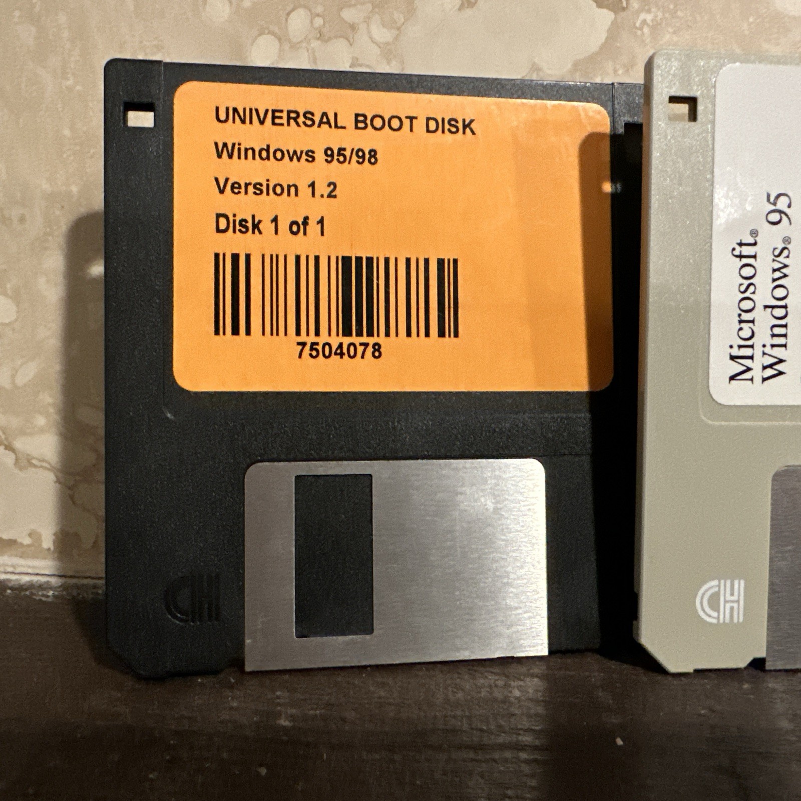 Windows 95 / 98 Universal Boot/Book, Windows 95 Setup, Windows NT Workstation