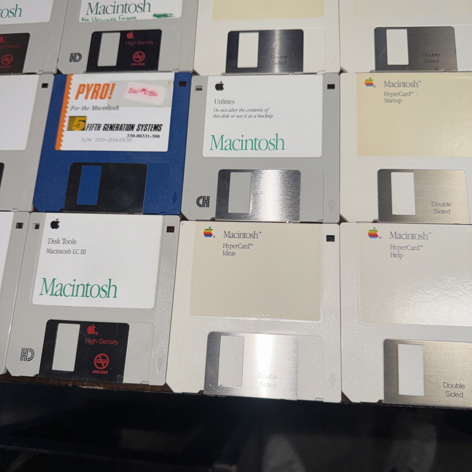 apple macintosh System Tools and Utilities Install 3.5″Floppy Disks 1990 Vintage