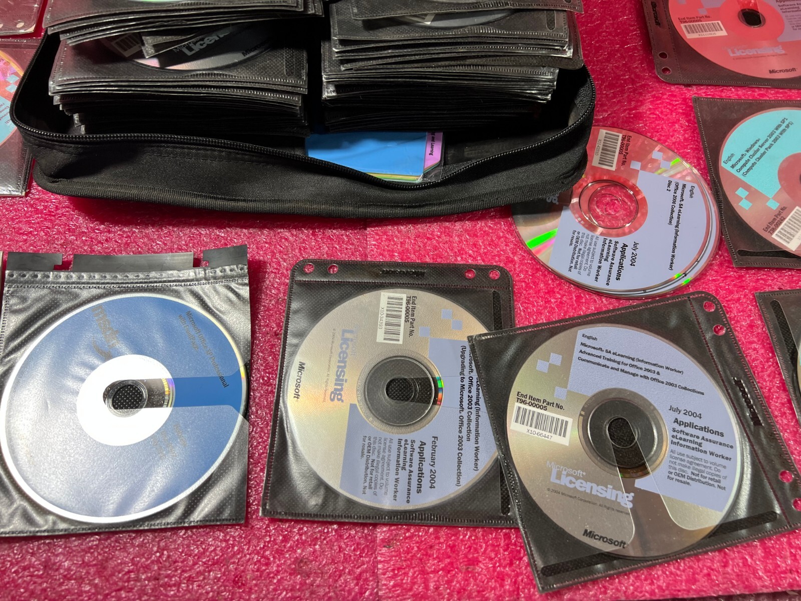 LOT Disks Server License Microsoft / APPLICATIONS 2004 2007 MIX AS-IS