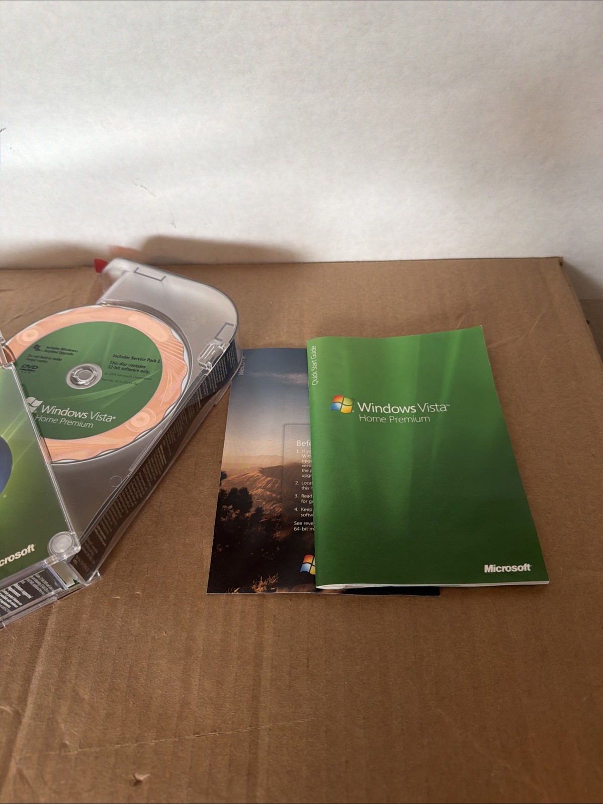 Microsoft Windows Vista Home Premium Full Version 32-bit W/Key
