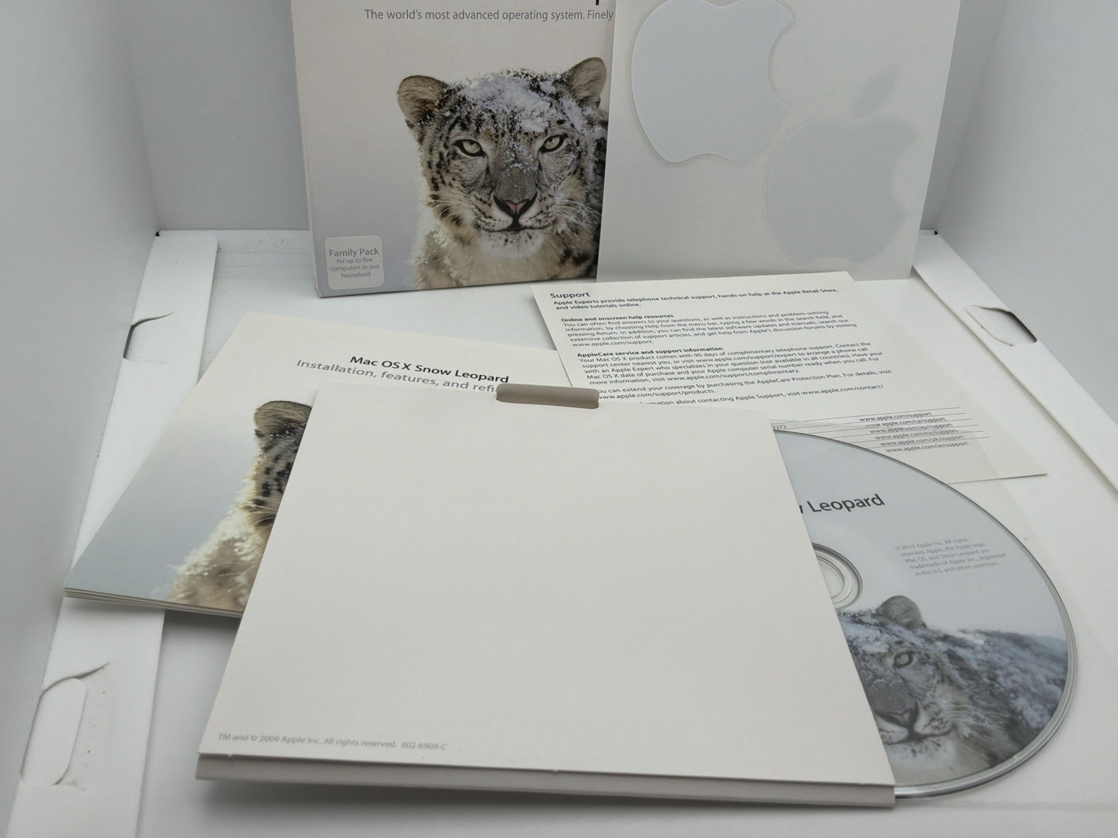 Apple Mac OS X Snow Leopard 10.6.3 Family Pack Install DVD Complete Box Set