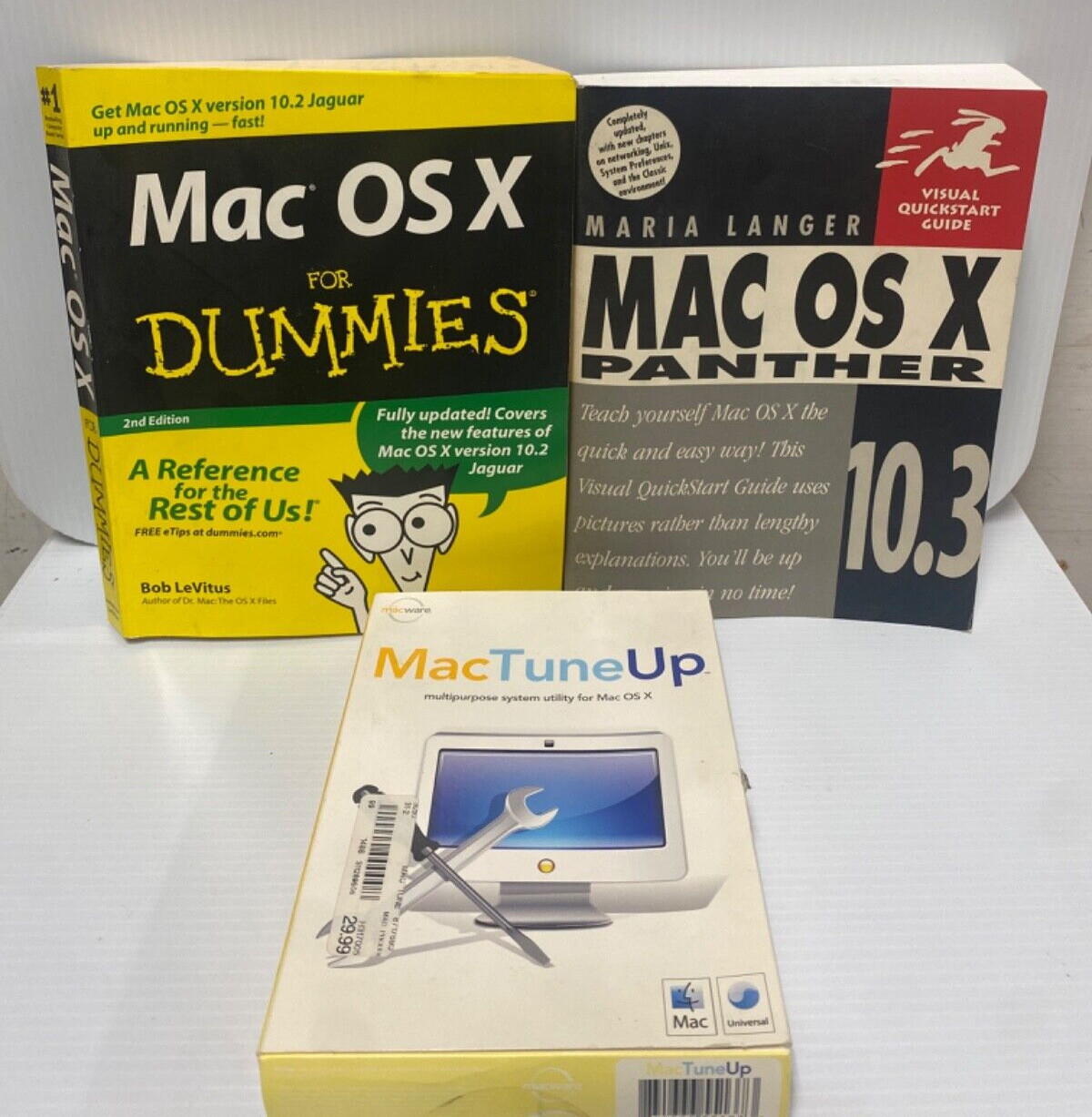 Lot of 3 MAC OS X Training Books + MAC TUNEUP (FC211-2Q877