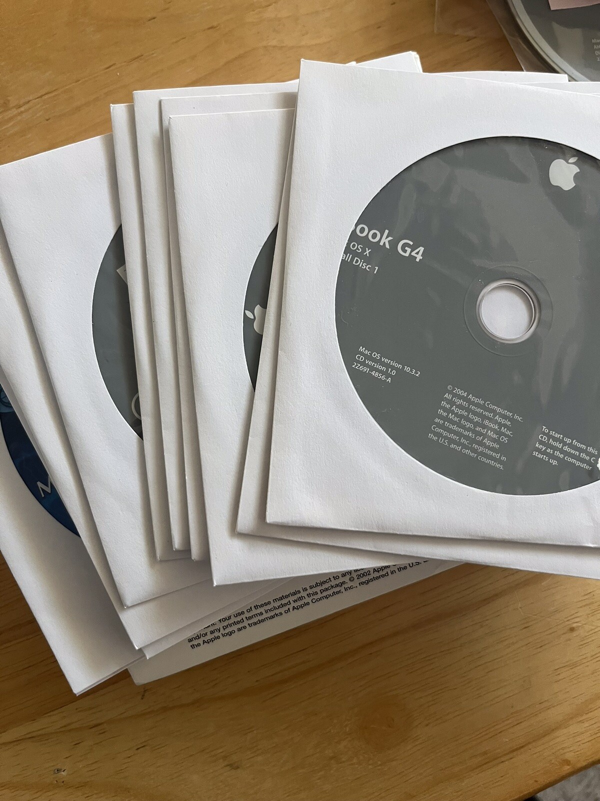 iBook G4 Mac OS X Install Disk 2, iBook G4 AirPort Extreme, Additional Software