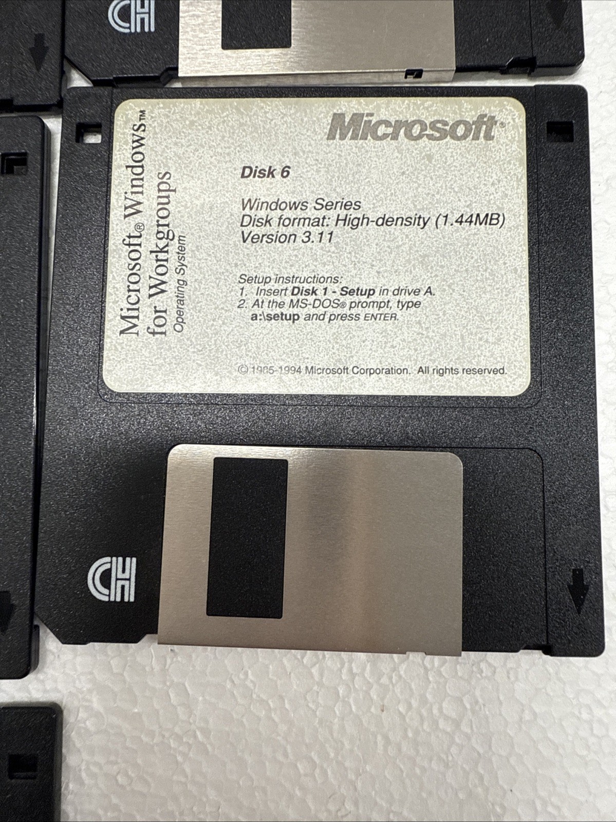 MS Windows 3.11 on 3.5″ 1.44MB Floppy Disk install – Workgroups 7 Disks Untested